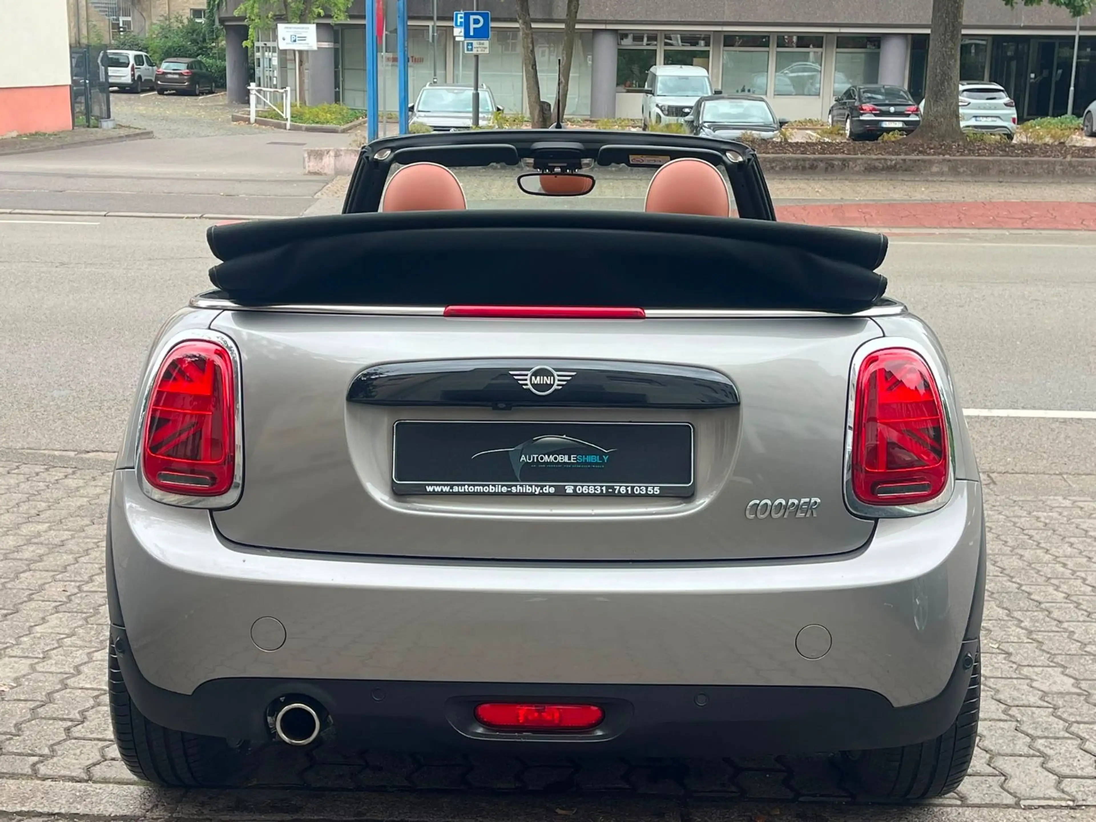 MINI Cooper Cabrio Automatik, Leder, Facelift — photo 9