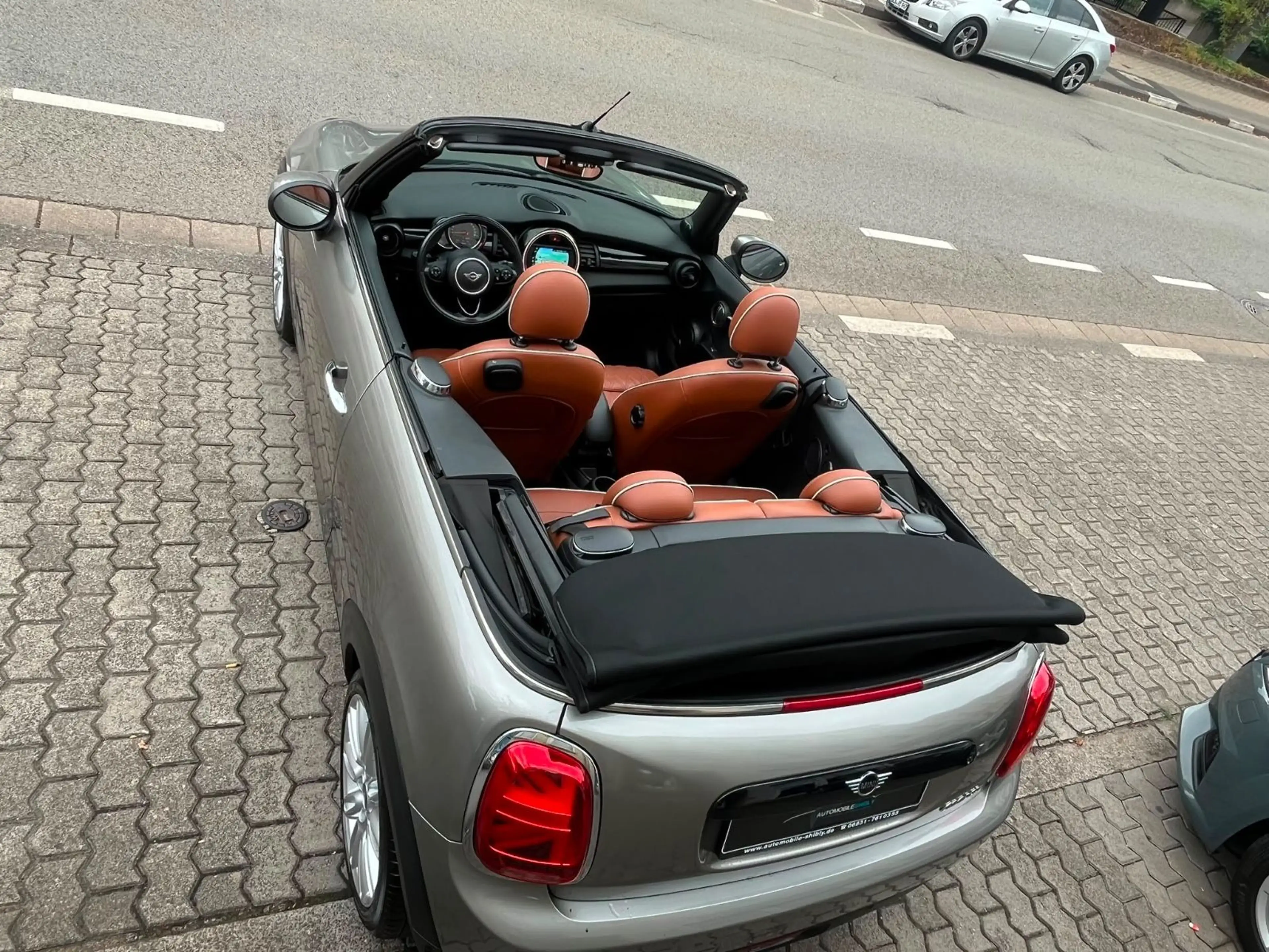 MINI Cooper Cabrio Automatik, Leder, Facelift — photo 6