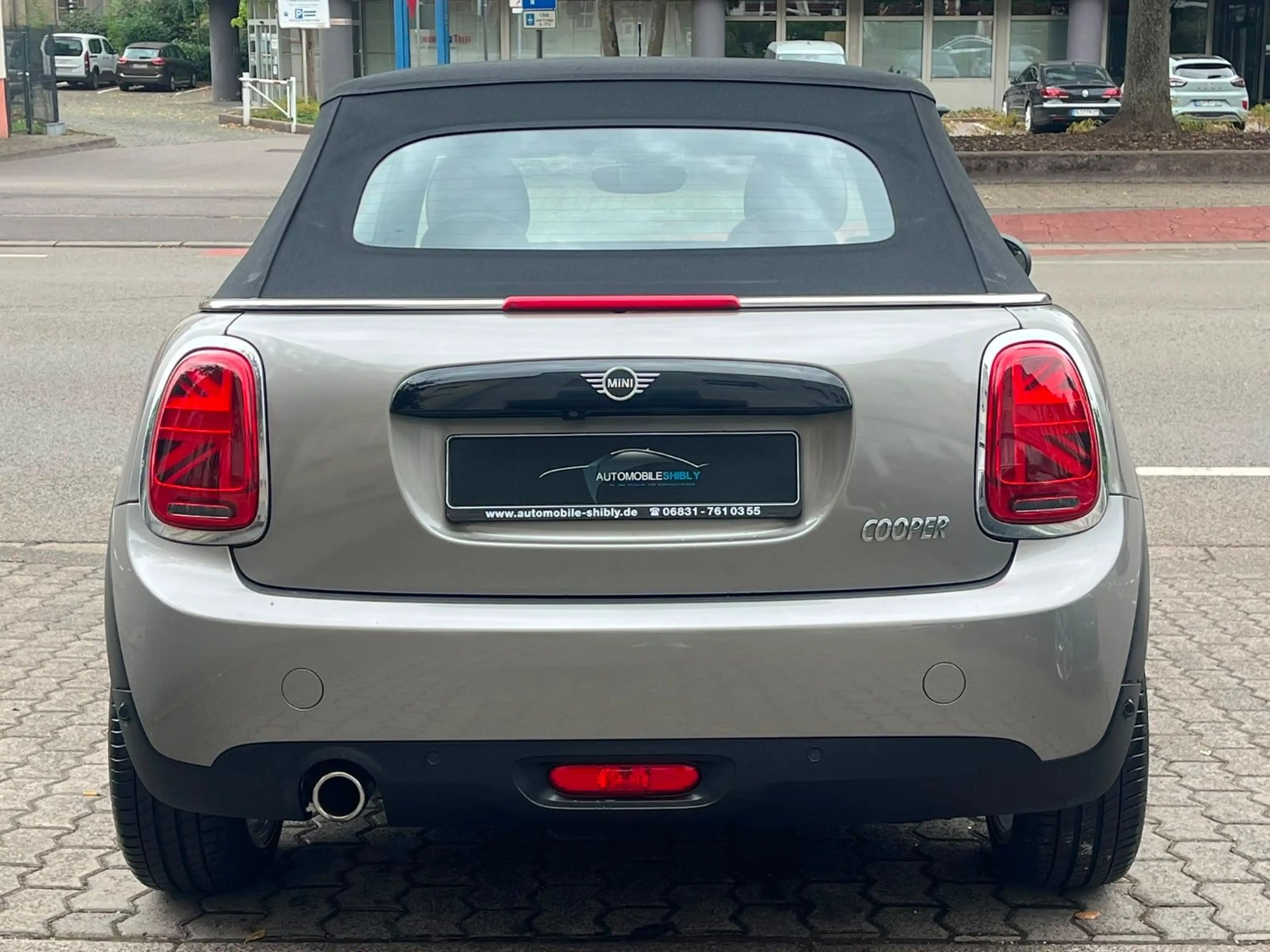MINI Cooper Cabrio Automatik, Leder, Facelift — photo 12