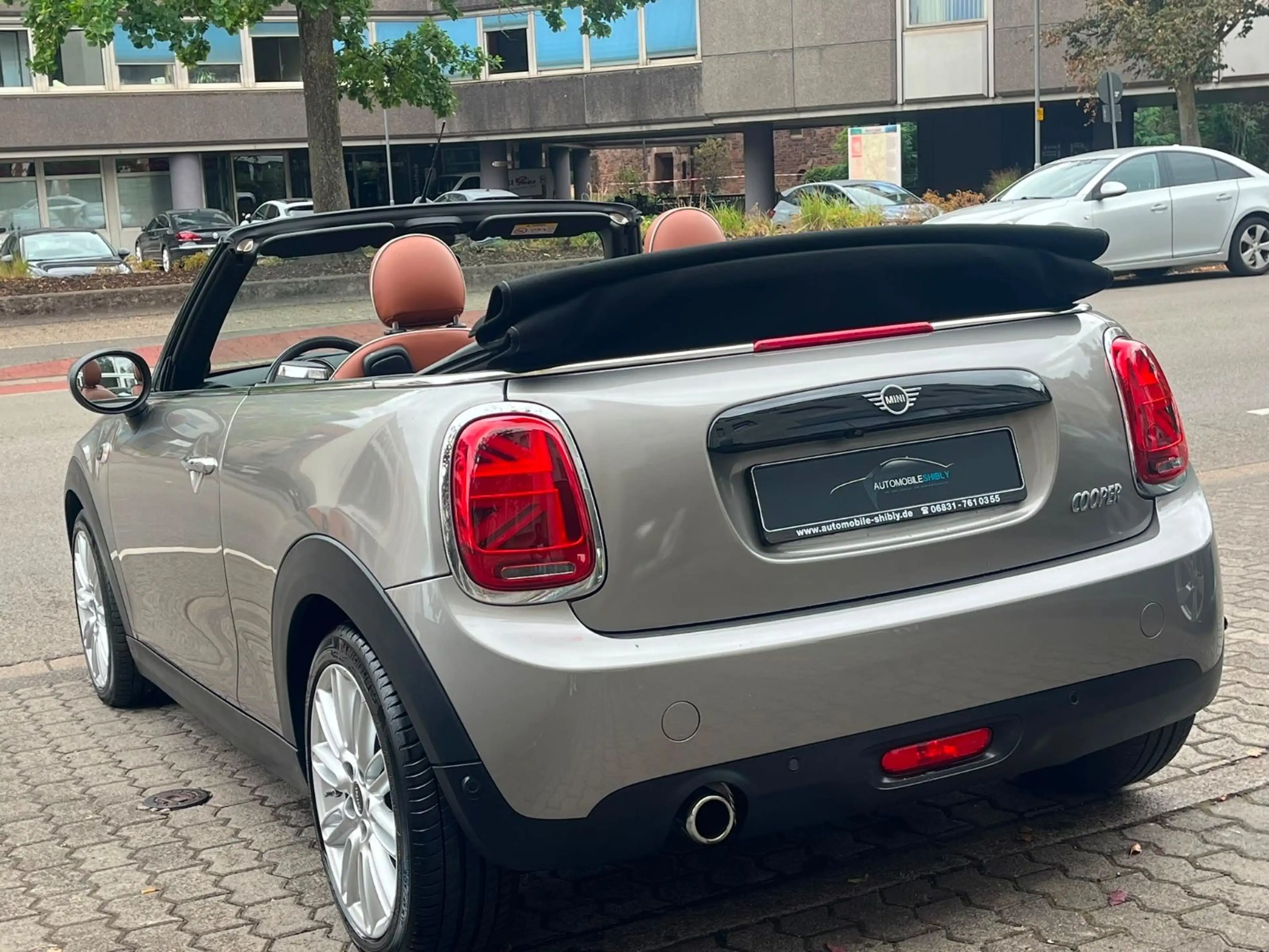 MINI Cooper Cabrio Automatik, Leder, Facelift — photo 8