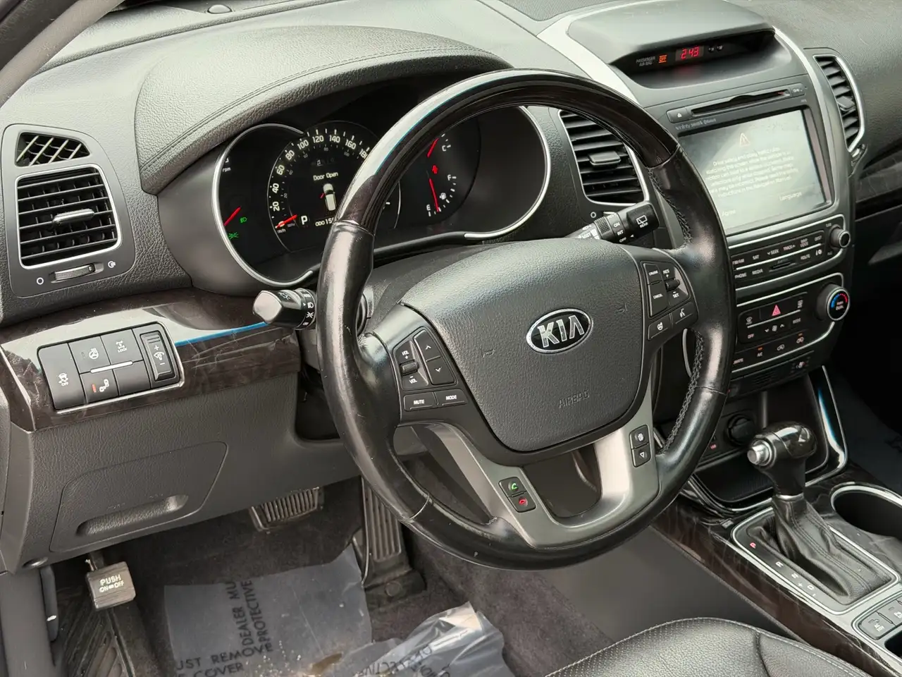 Kia Sorento снимка Kia Sorento