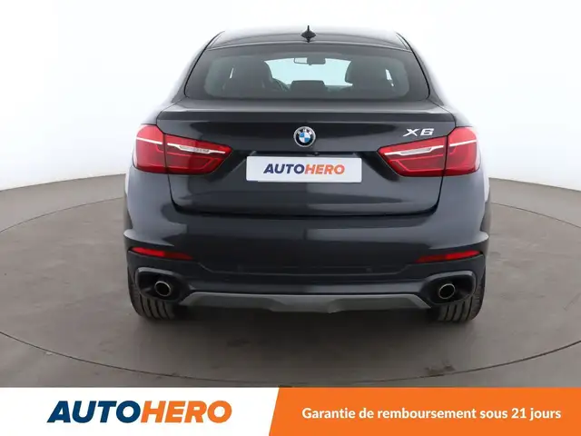 BMW X6 view 5