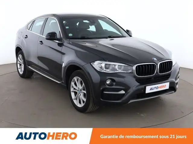 BMW X6 view 8