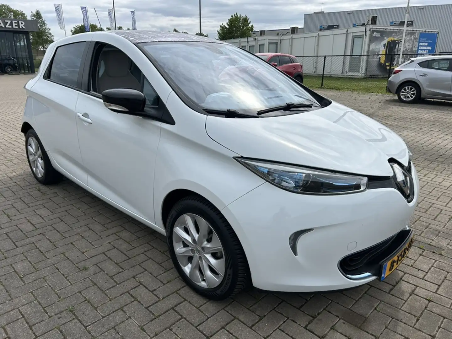 Renault ZOE Q210 Zen Quickcharge 22 kWh (INCL. ACCU, GEEN HUUR Wit - 2