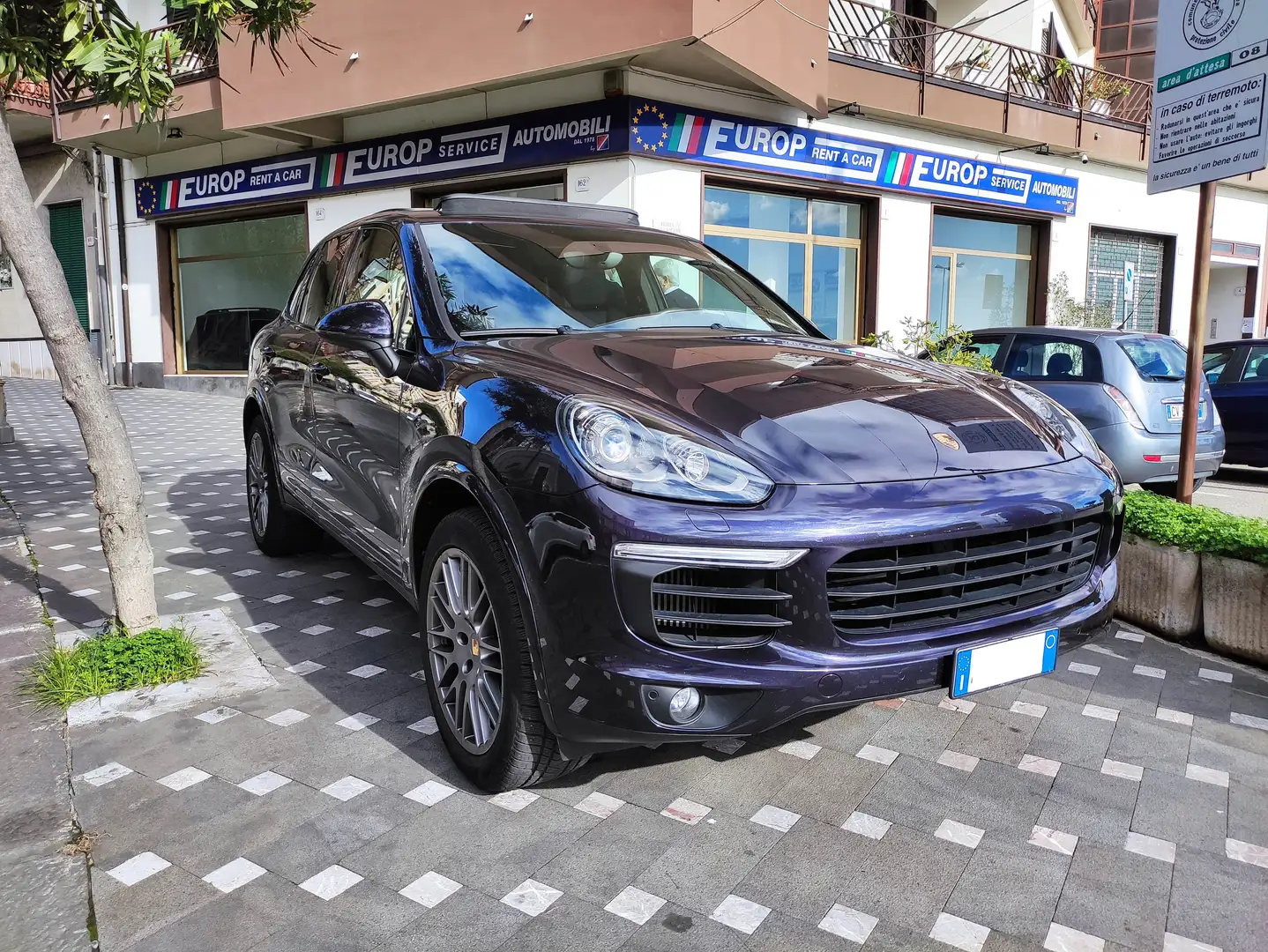 Porsche Cayenne 3.0 Platinum Edition 250CV Blu/Azzurro - 1