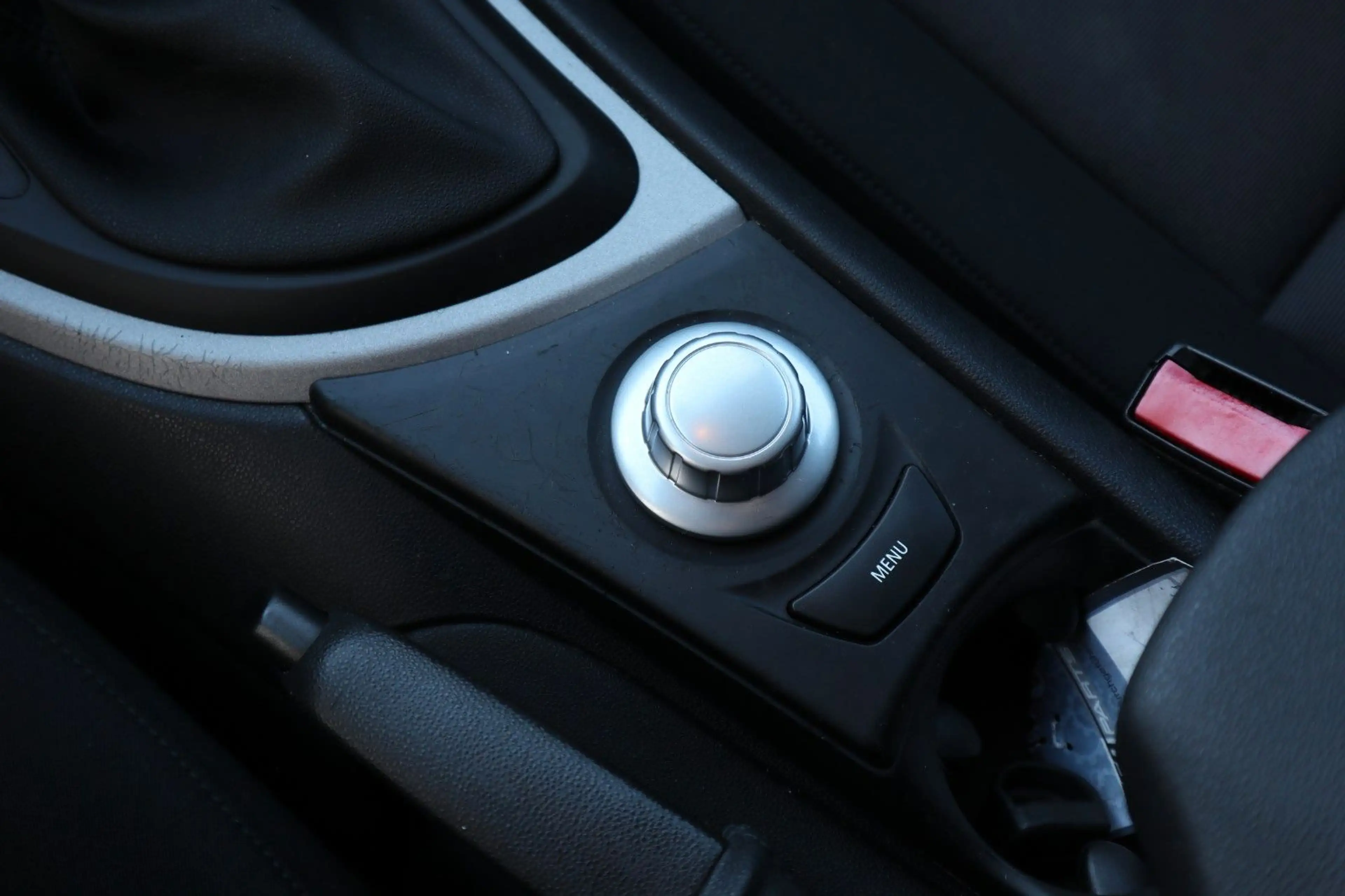 BMW 118 i Automatik Navi Sitzh. Steuerkette & TÜV NEU — photo 24