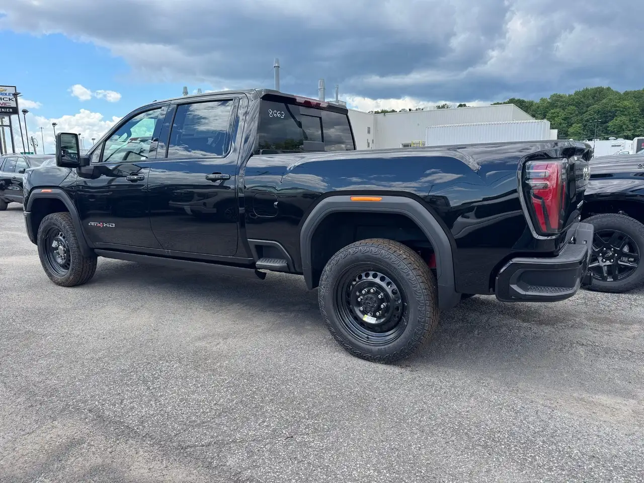 GMC Sierra 2500HD снимка GMC Sierra 2500HD