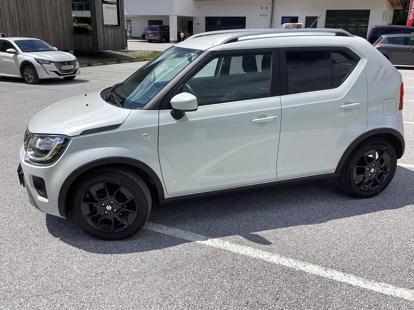 Suzuki Ignis 1,2 Dualjet Hybrid Allgrip Shine ALLRAD Blanco - 2