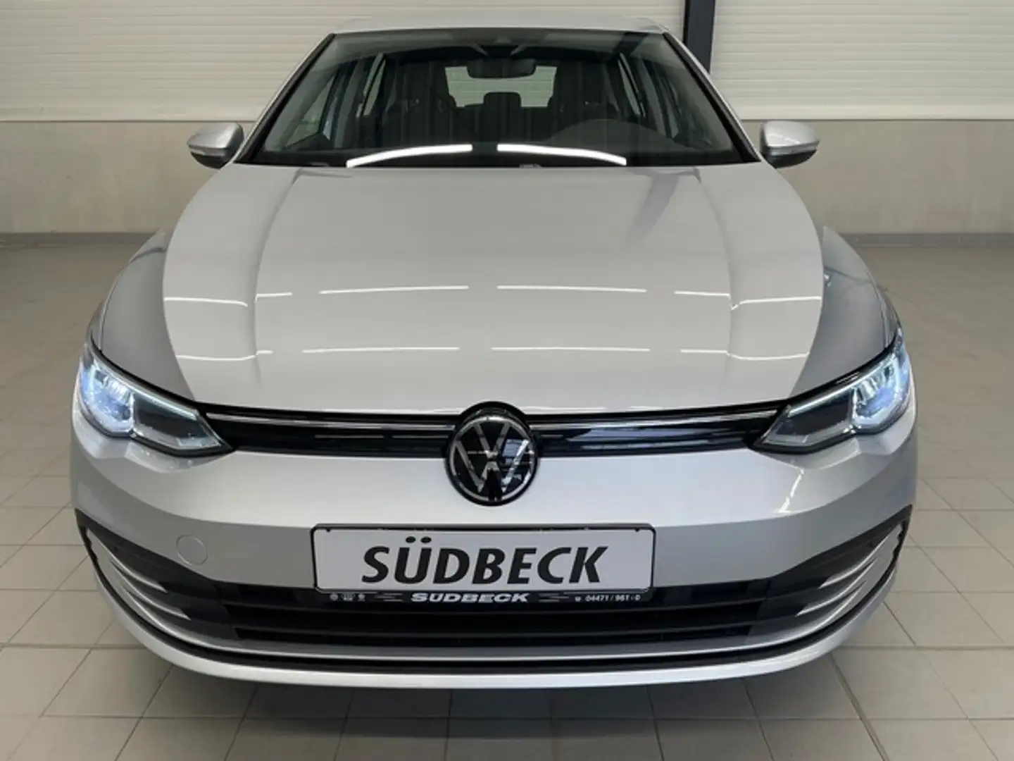 Volkswagen Golf VIII Lim. Life 2.0 TDI LED+NAVI+APP+LANE Silber - 2