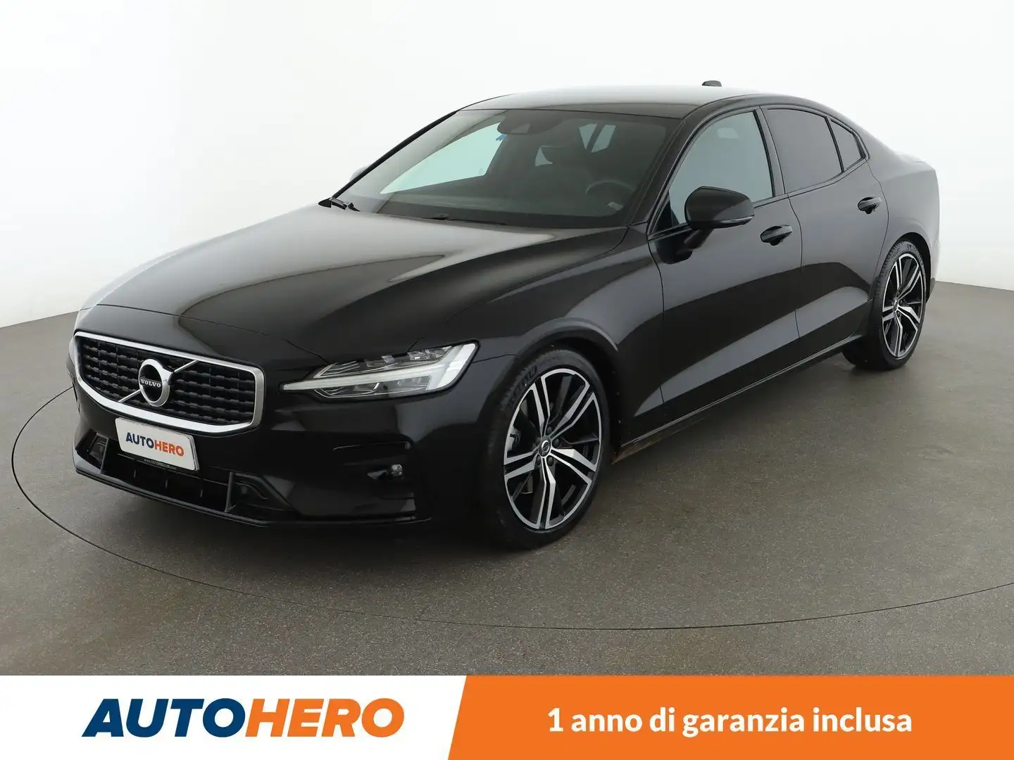 Volvo S60 2.0 T4 R-Design Schwarz - 1