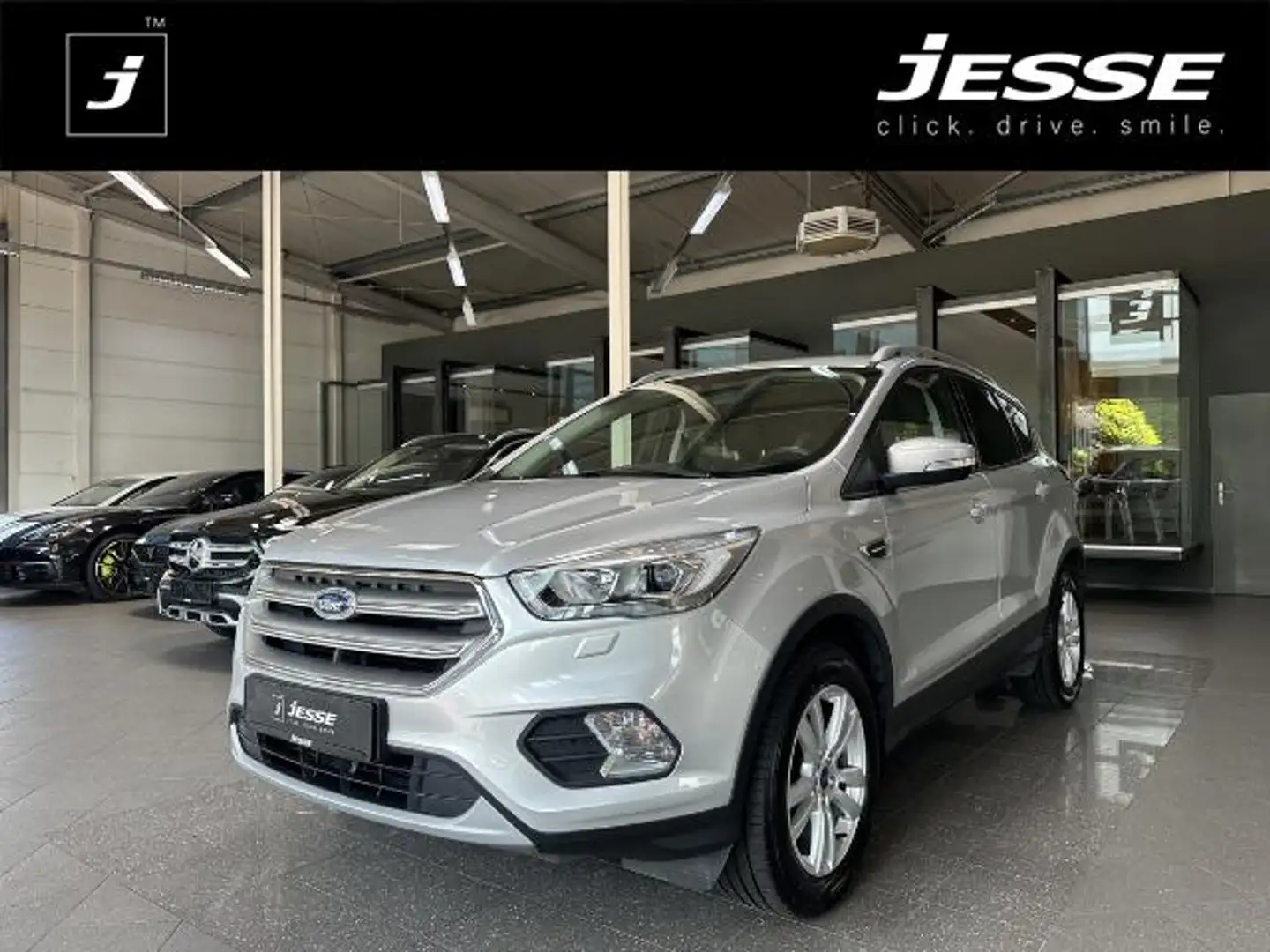 Ford Kuga 1.5 EcoBoost Cool&Connect 4x2 Temp. CarPlay AHK Silber - 1
