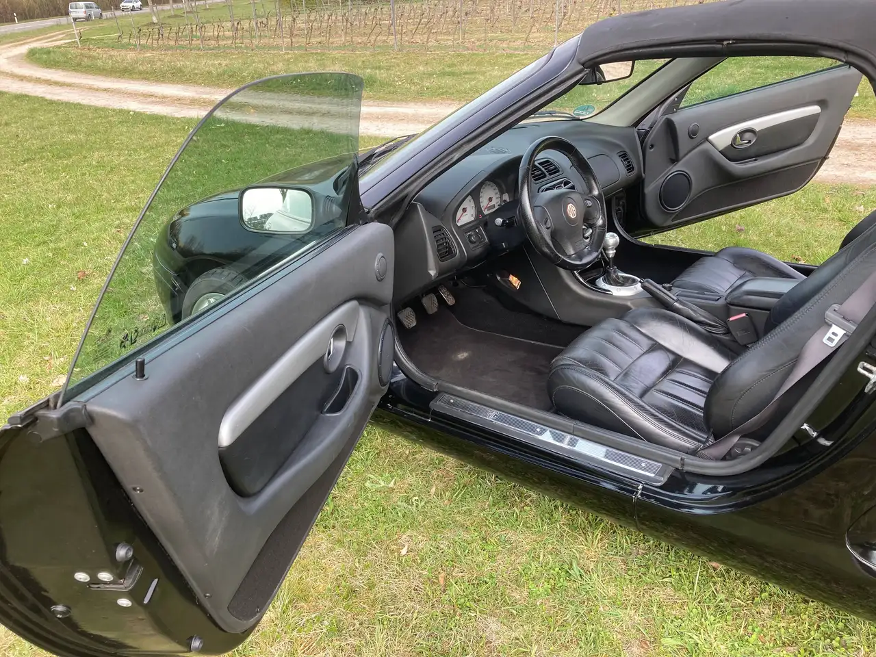 MGF 1.8i, foto 3