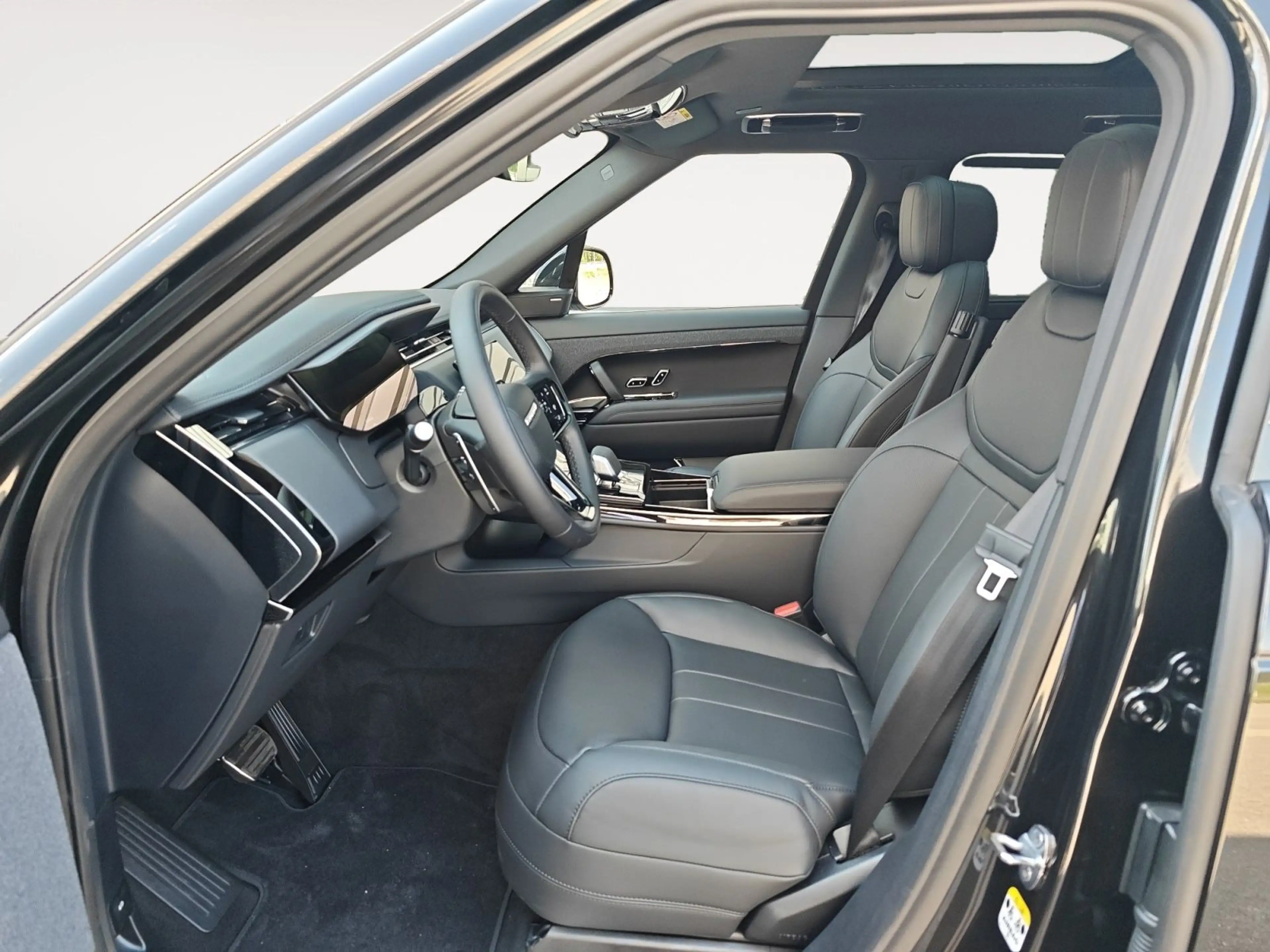 Land Rover Range Rover Sport DYN SE/sw-sw/Pan/Black Pack/22 — photo 11