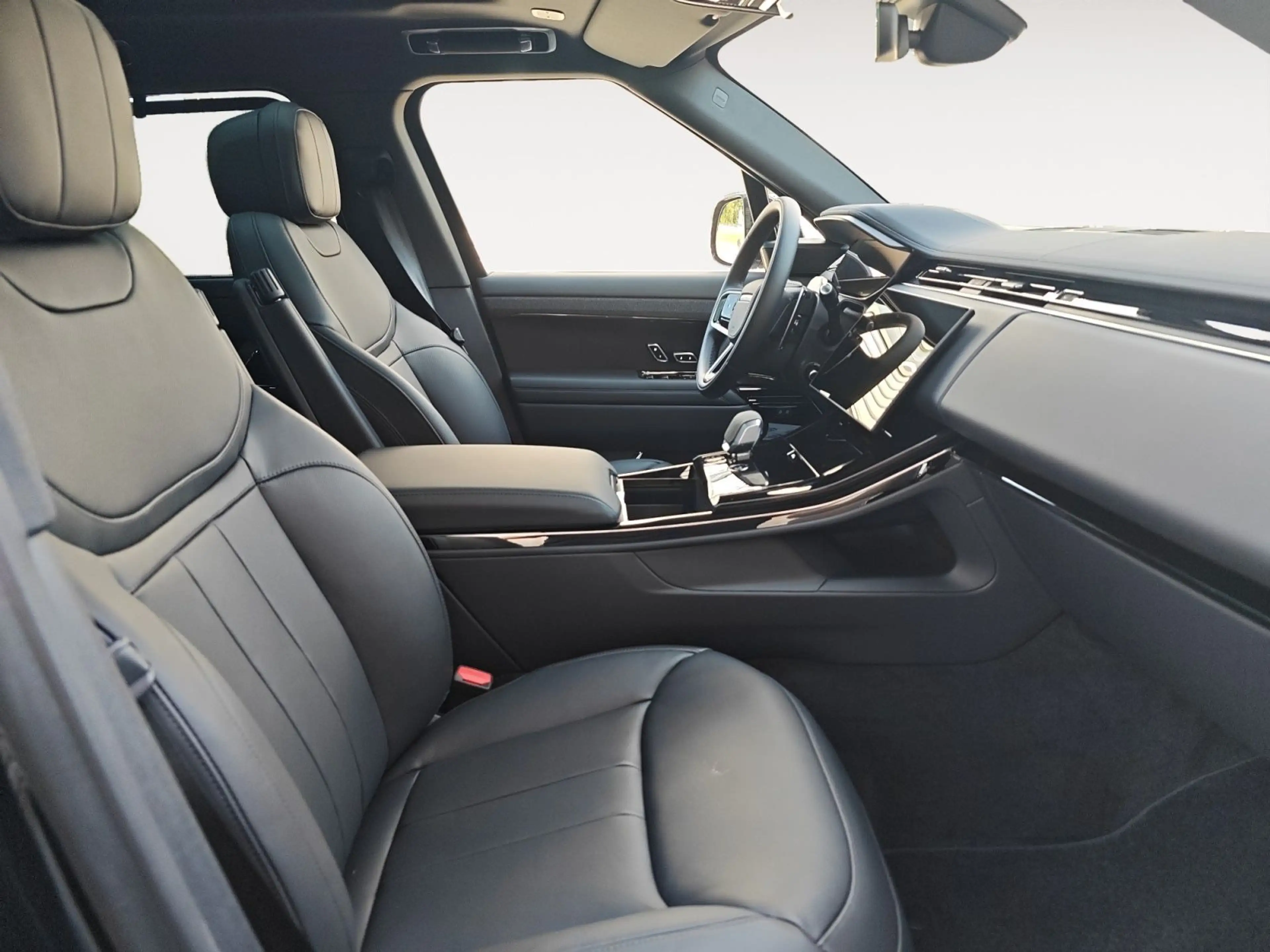 Land Rover Range Rover Sport DYN SE/sw-sw/Pan/Black Pack/22 — photo 14