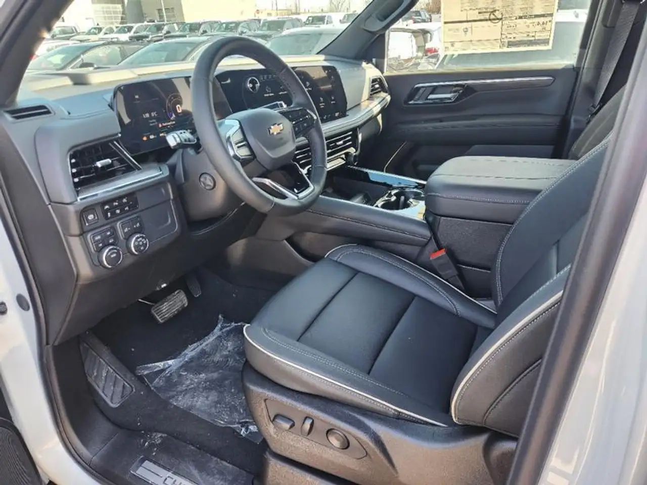 Chevrolet Tahoe снимка Chevrolet Tahoe