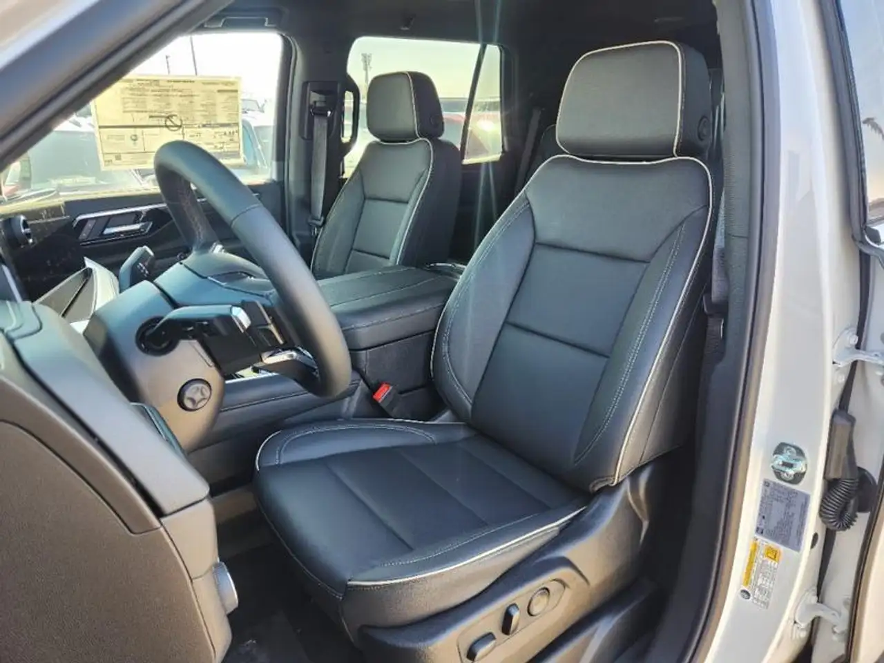 Chevrolet Tahoe снимка Chevrolet Tahoe