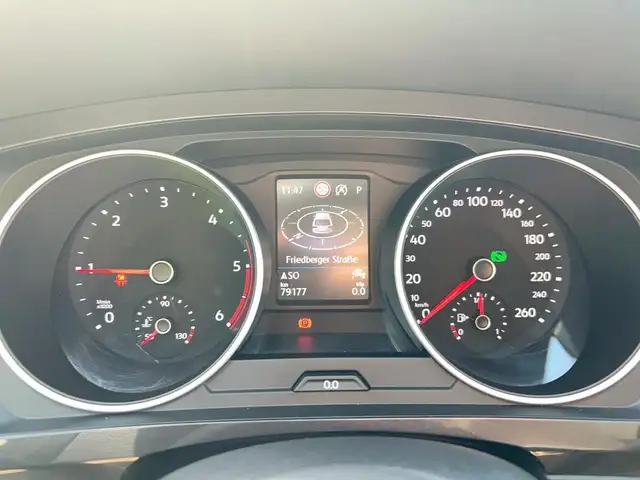 Volkswagen Tiguan view 10