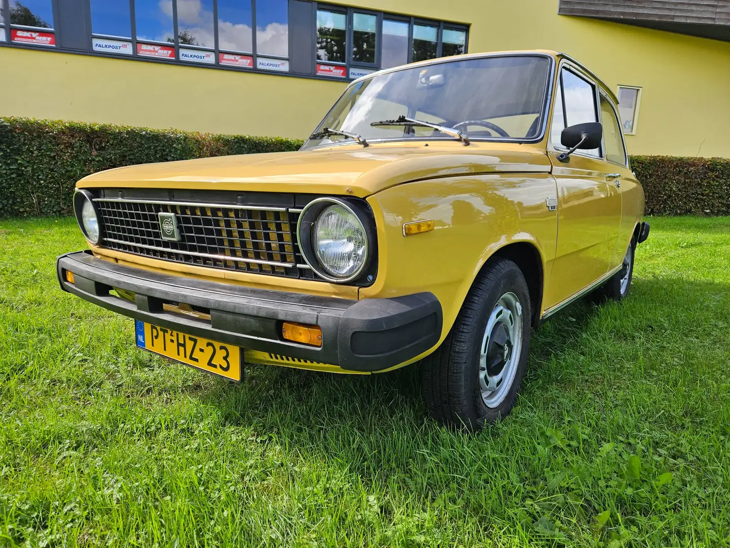 Volvo 340 66 volvo Gelb - 1