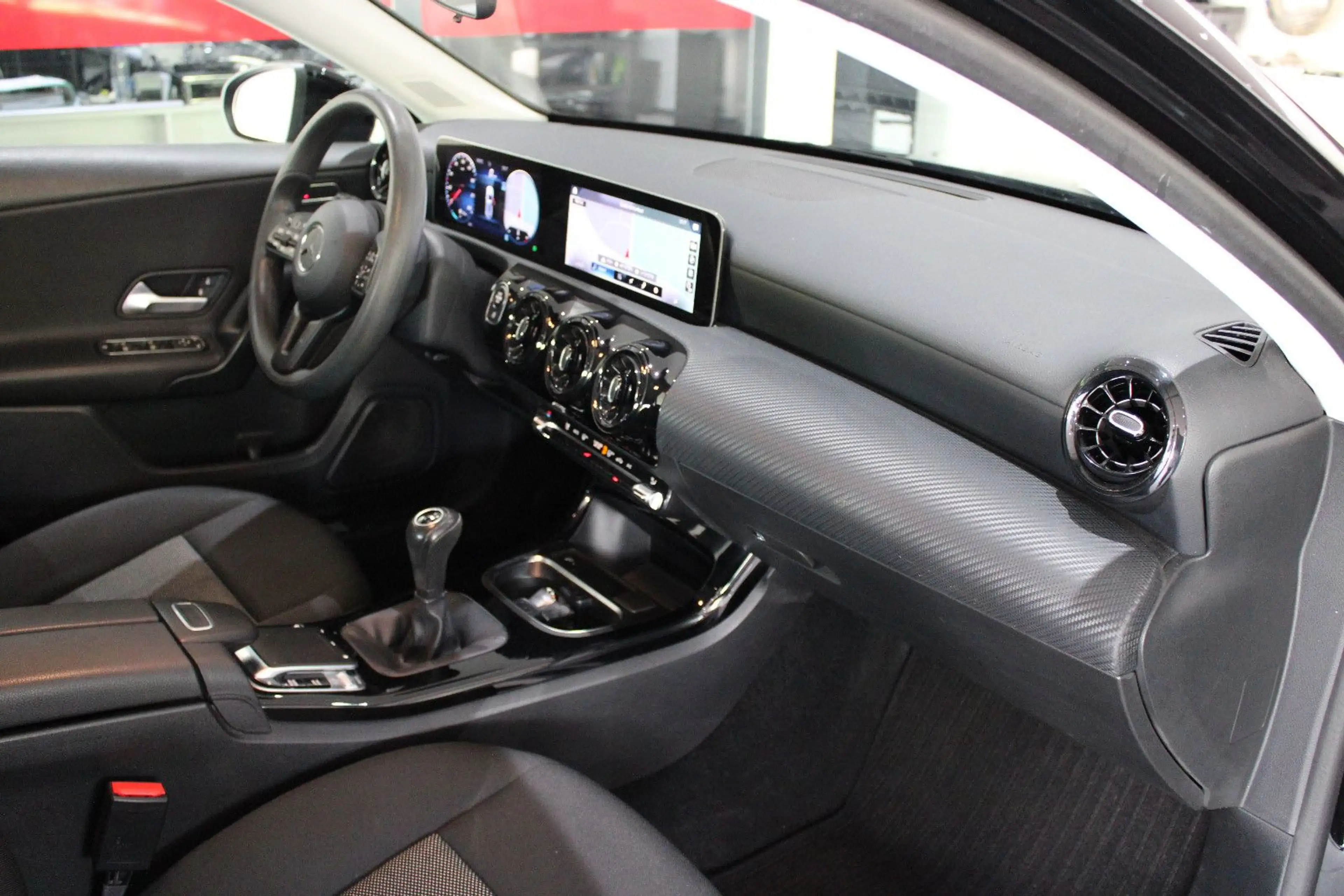 Mercedes-Benz A 180 NAVI WIDESCREEN LED RÜCKFAHRKAMERA EURO 6 — photo 5