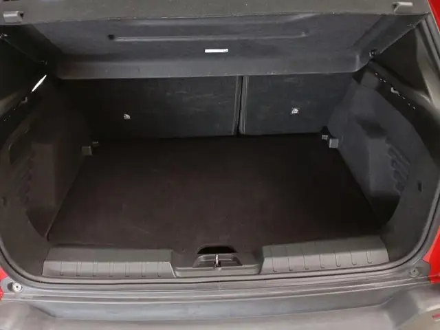 Jeep Avenger view 15