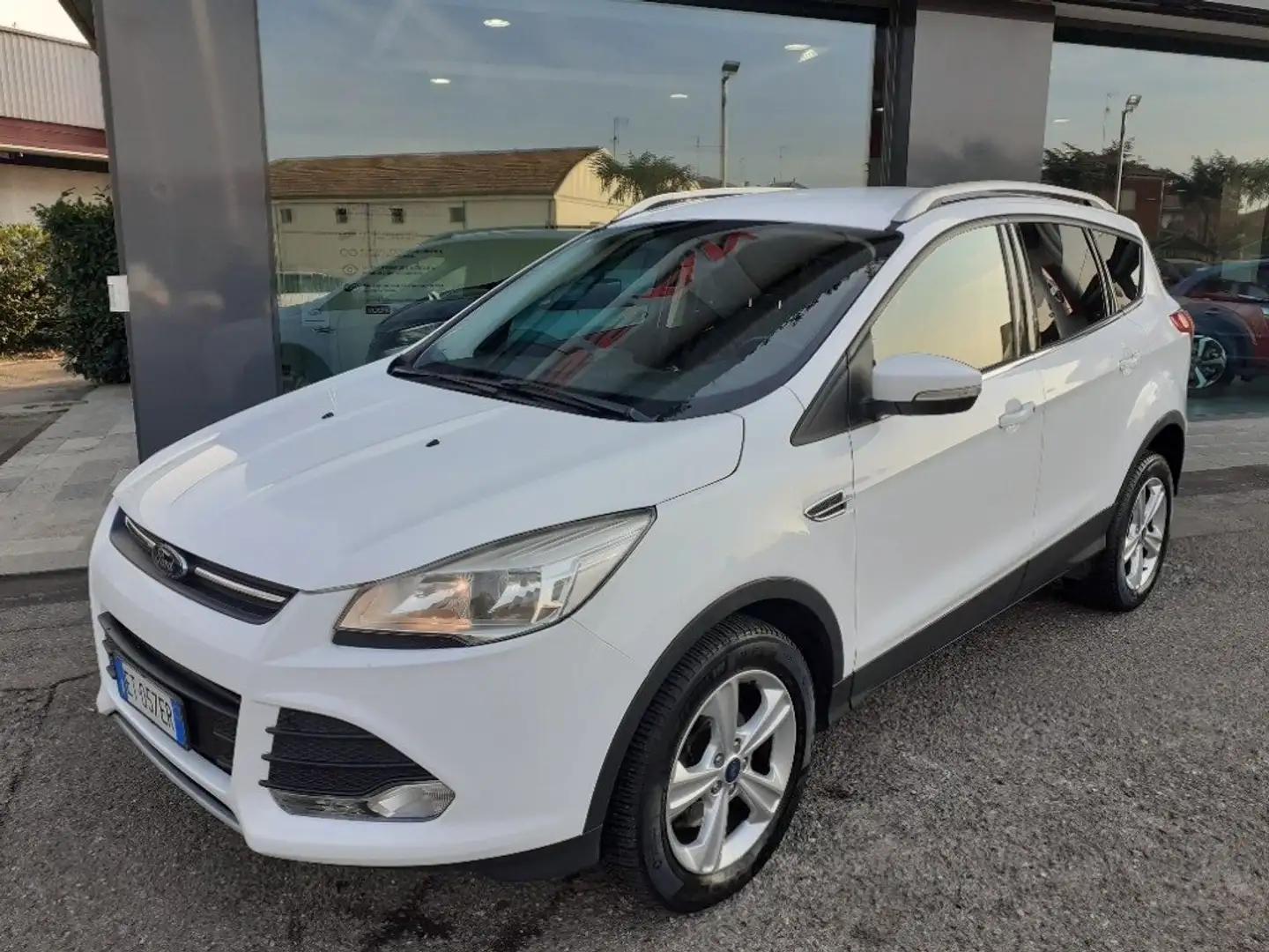 Ford Kuga 2.0 TDCI 140 2WD 1 PROP GARANZIA-PREZZO GRANDINE Bianco - 2