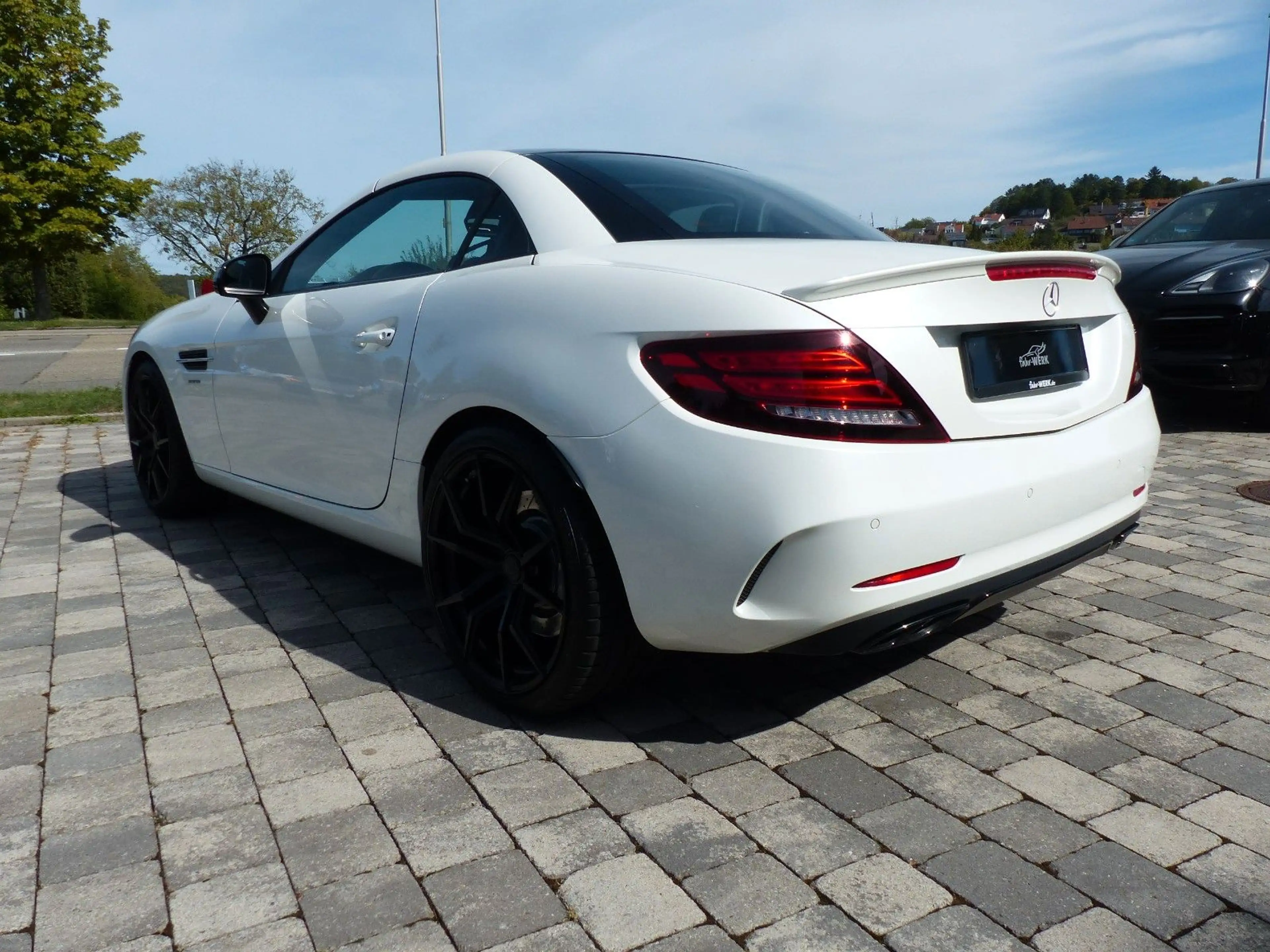 Mercedes-Benz SLC 43 AMG Airscarf 19" Night Pano LED Garantie! — photo 2