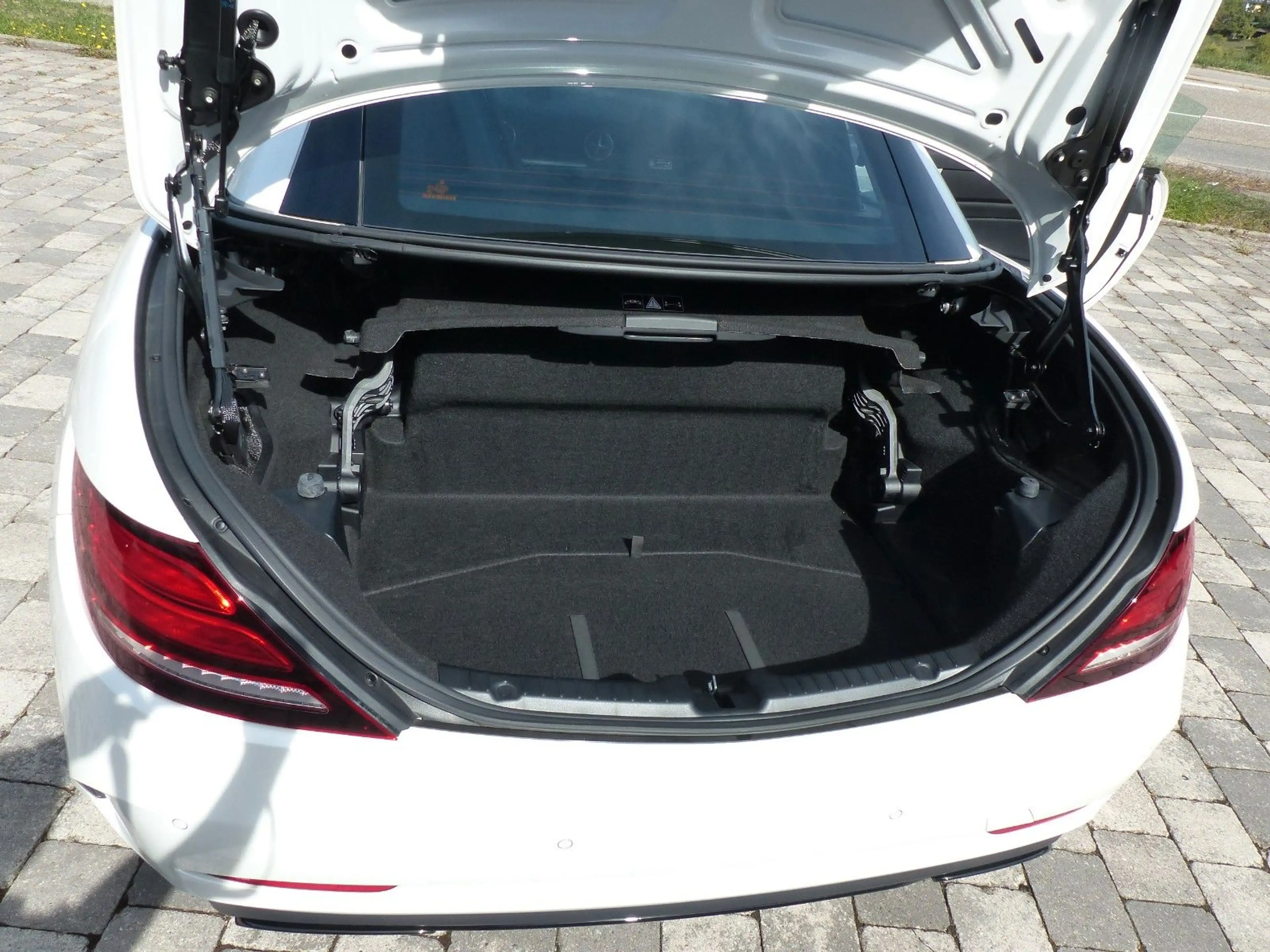 Mercedes-Benz SLC 43 AMG Airscarf 19" Night Pano LED Garantie! — photo 13