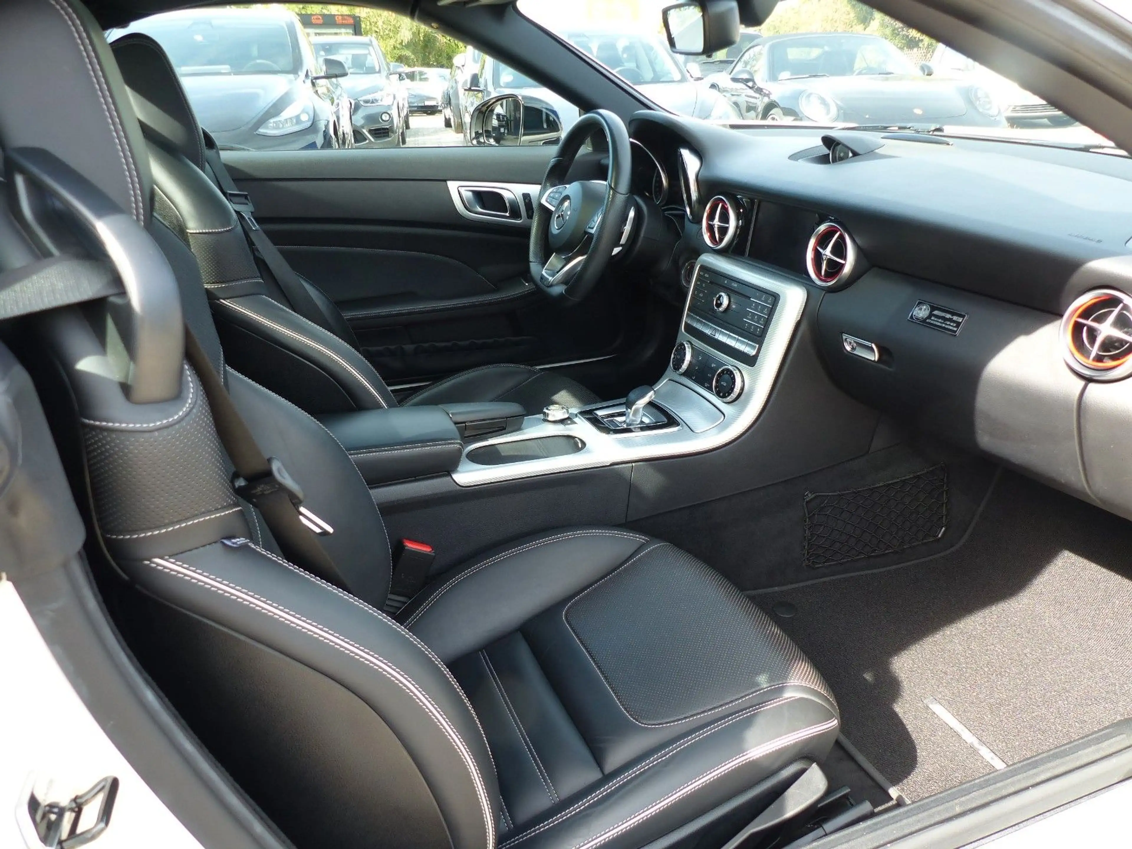 Mercedes-Benz SLC 43 AMG Airscarf 19" Night Pano LED Garantie! — photo 11