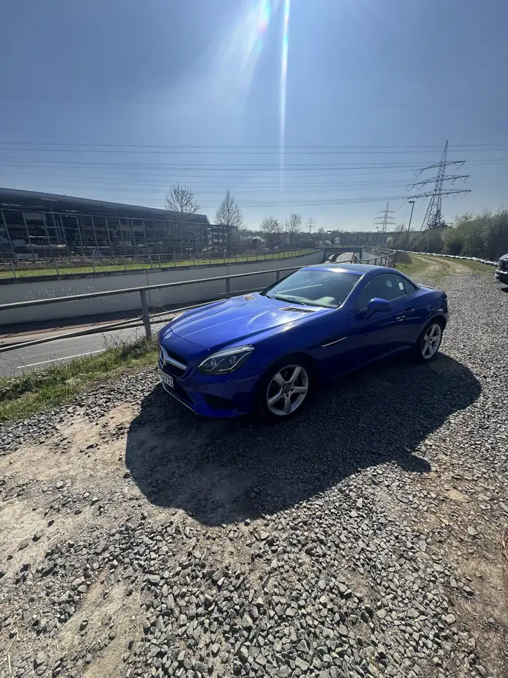 Mercedes-Benz SLC 180
