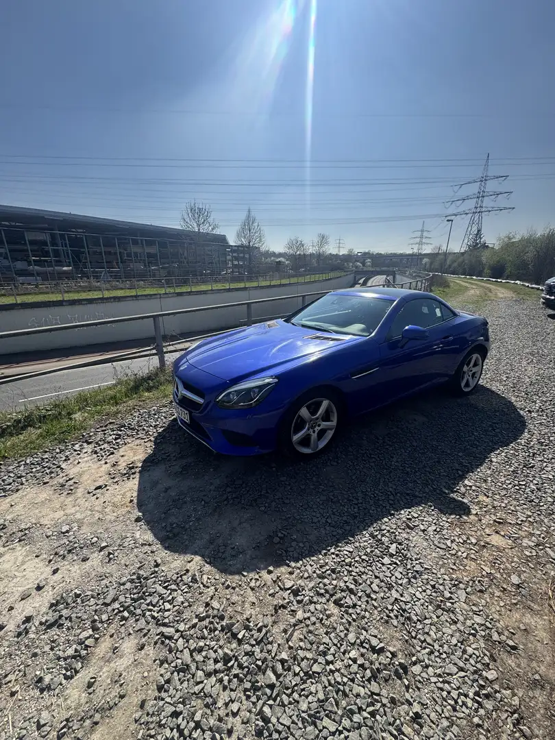 Mercedes-Benz SLC 180 9G-TRONIC - 1
