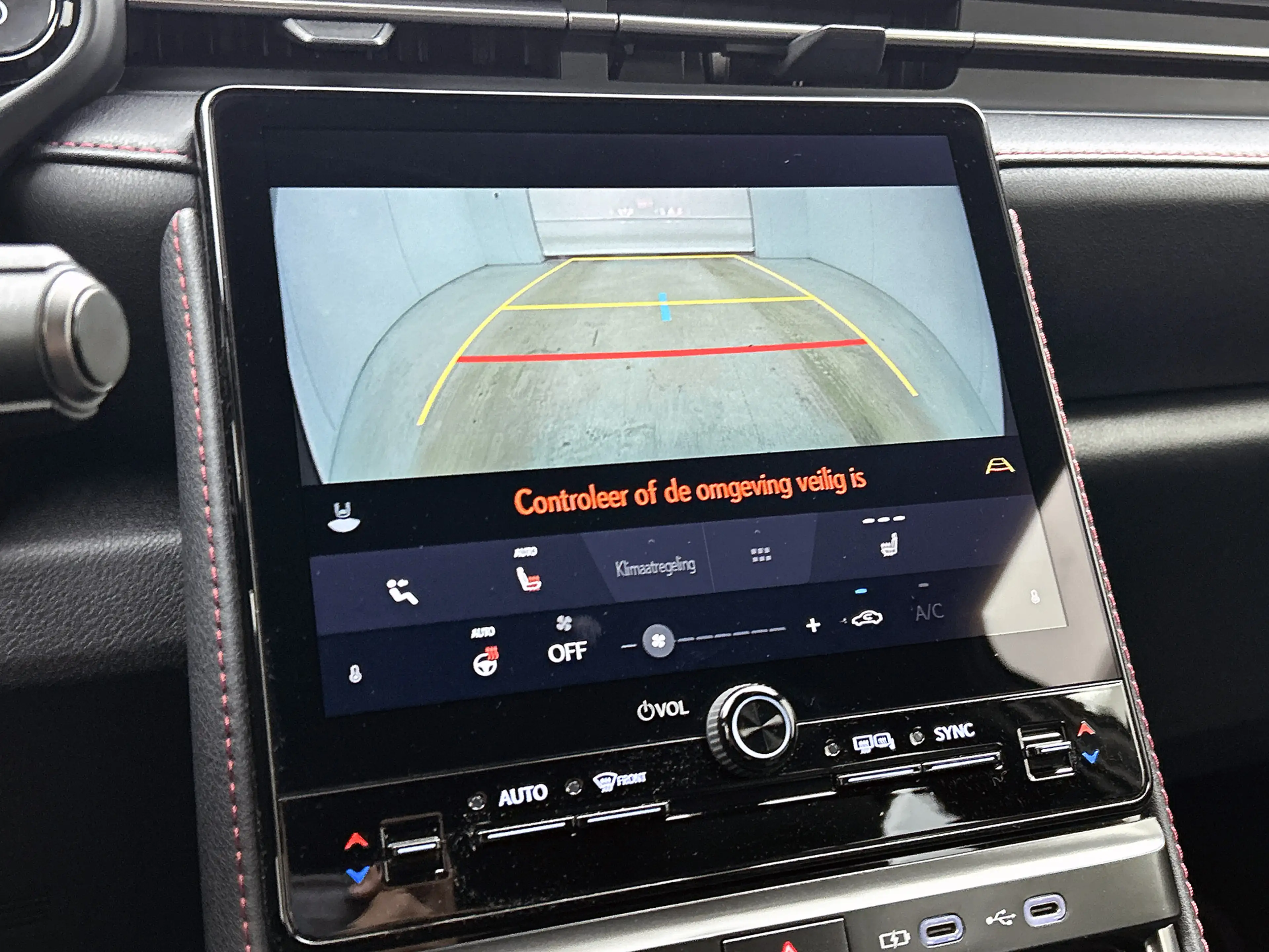 Lexus LBX Emotion 2WD Tech Pack | BTW voertuig | Lederen Bek — photo 8