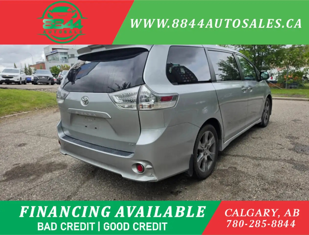 Toyota Sienna снимка Toyota Sienna