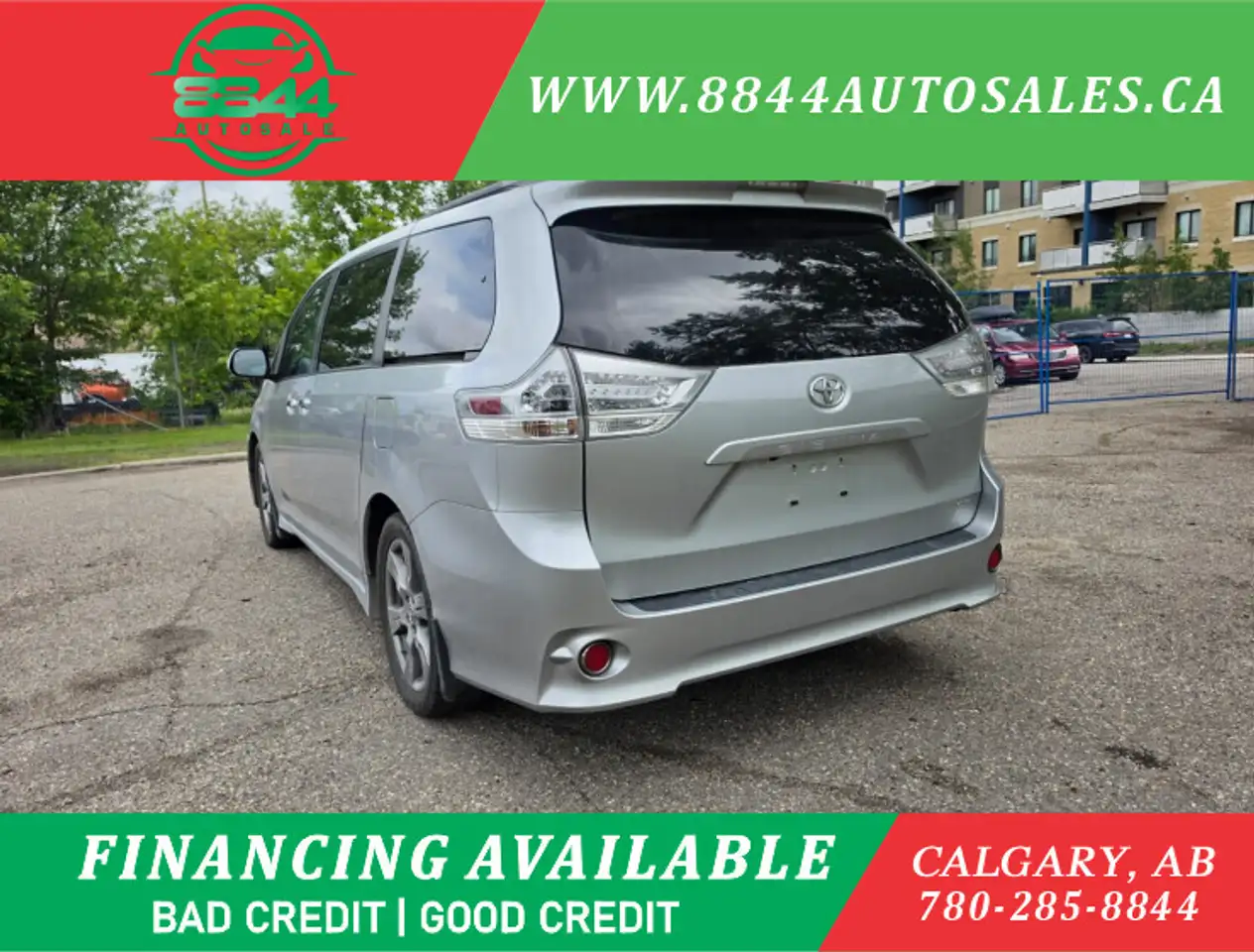 Toyota Sienna снимка Toyota Sienna