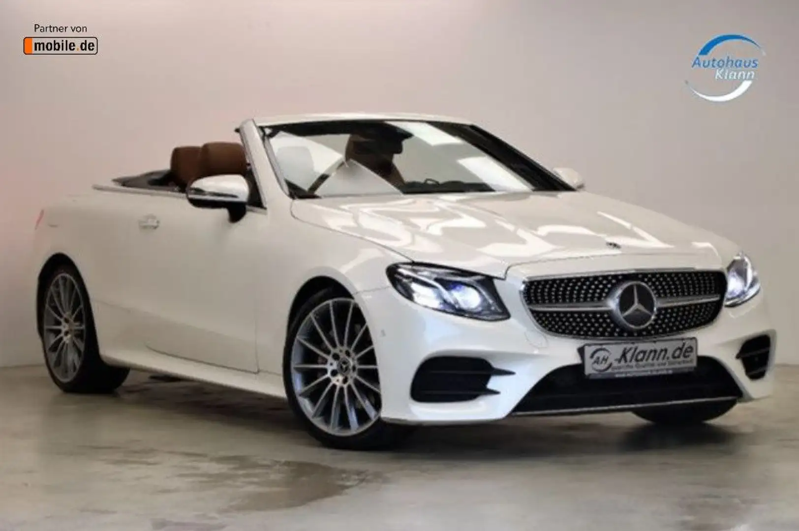 Mercedes-Benz E 200 184PS Cabrio AMG-Line Widescreen ACC MEMOR Blanc - 1