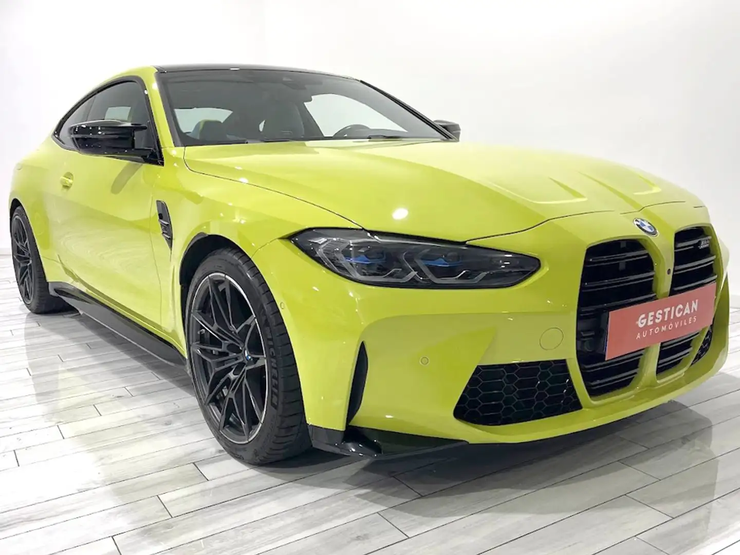 BMW M4 Coupé Competition Verde - 2