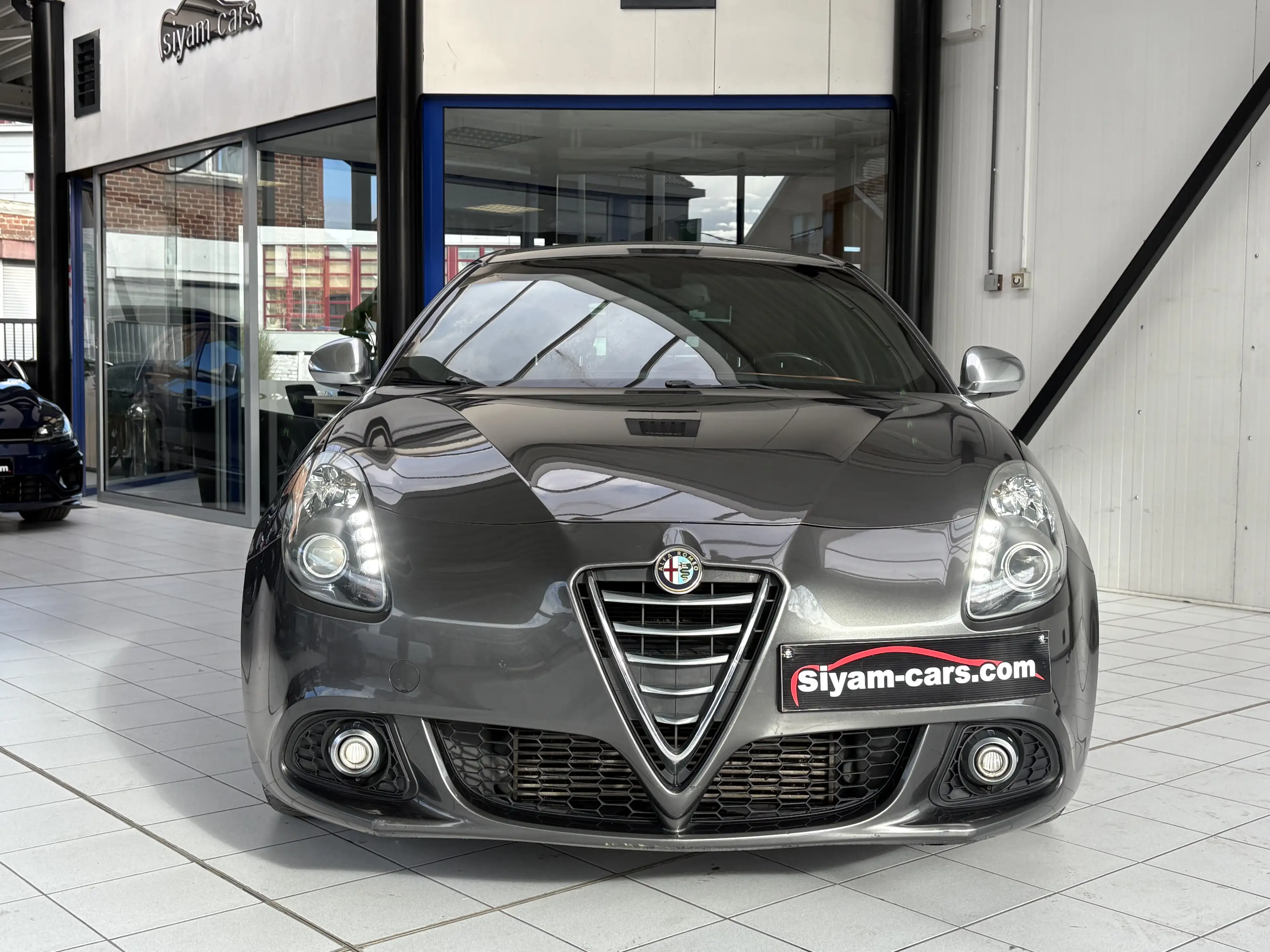 Alfa Romeo Giulietta Giulietta 1.6 JTDm *CUIR*GPS*PDC*JANTES*SPORT* — photo 8