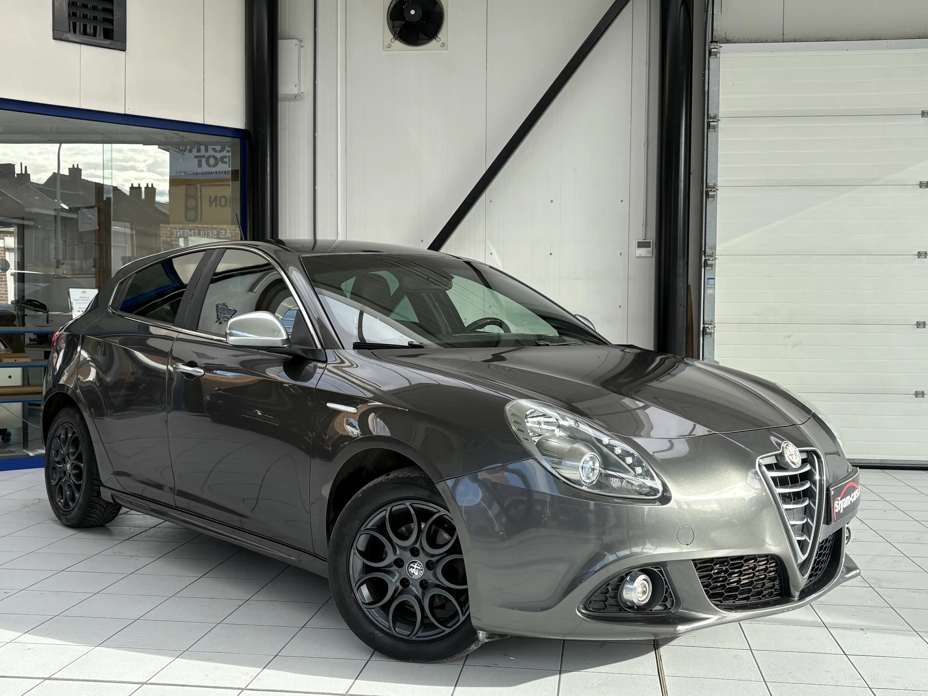 Alfa Romeo Giulietta Giulietta 1.6 JTDm *CUIR*GPS*PDC*JANTES*SPORT* — photo 7