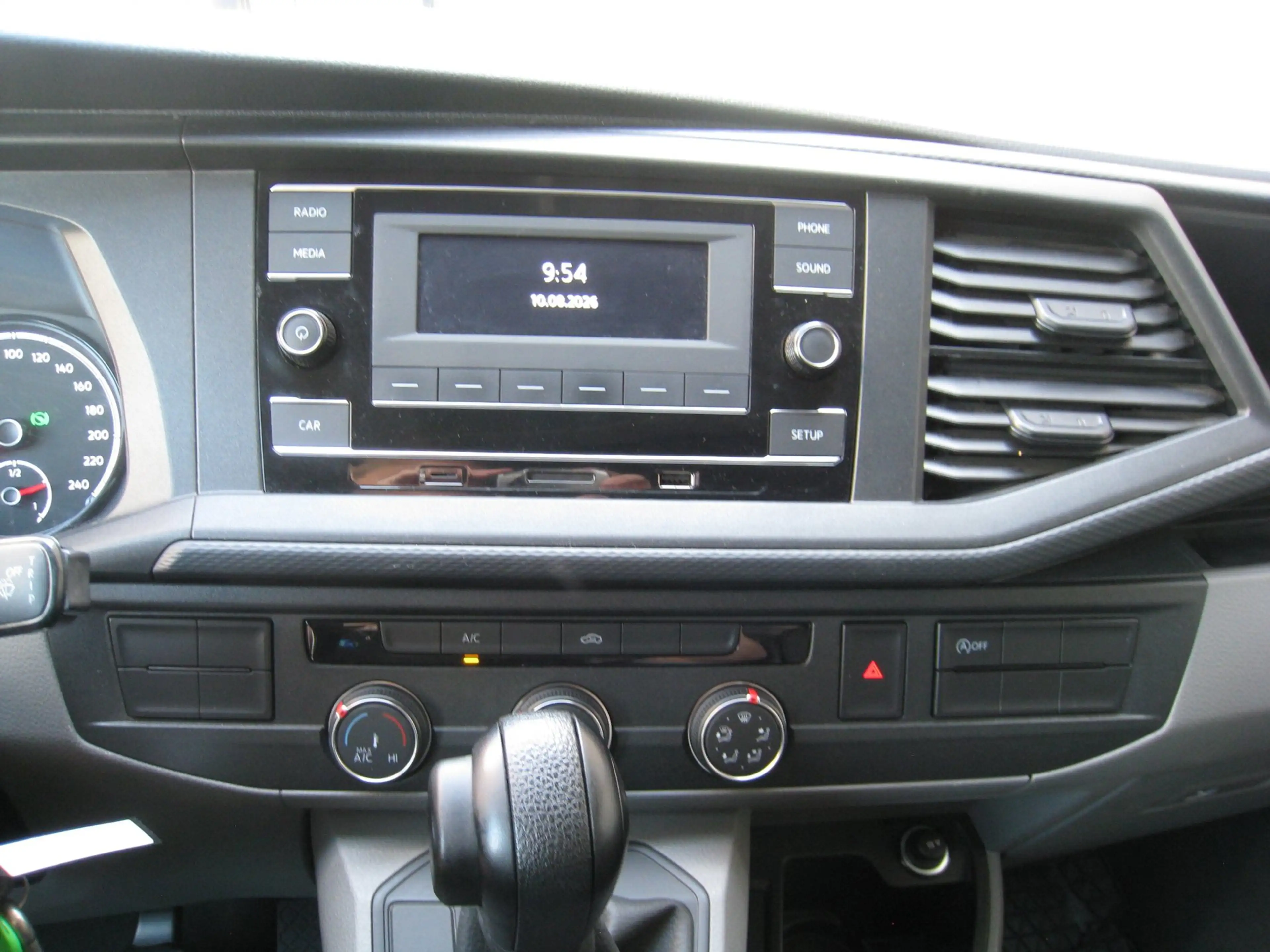 Volkswagen Transporter 2.0 TDI L2H1 28 - 2eig! - Bearlock - Trekhaak - — photo 6