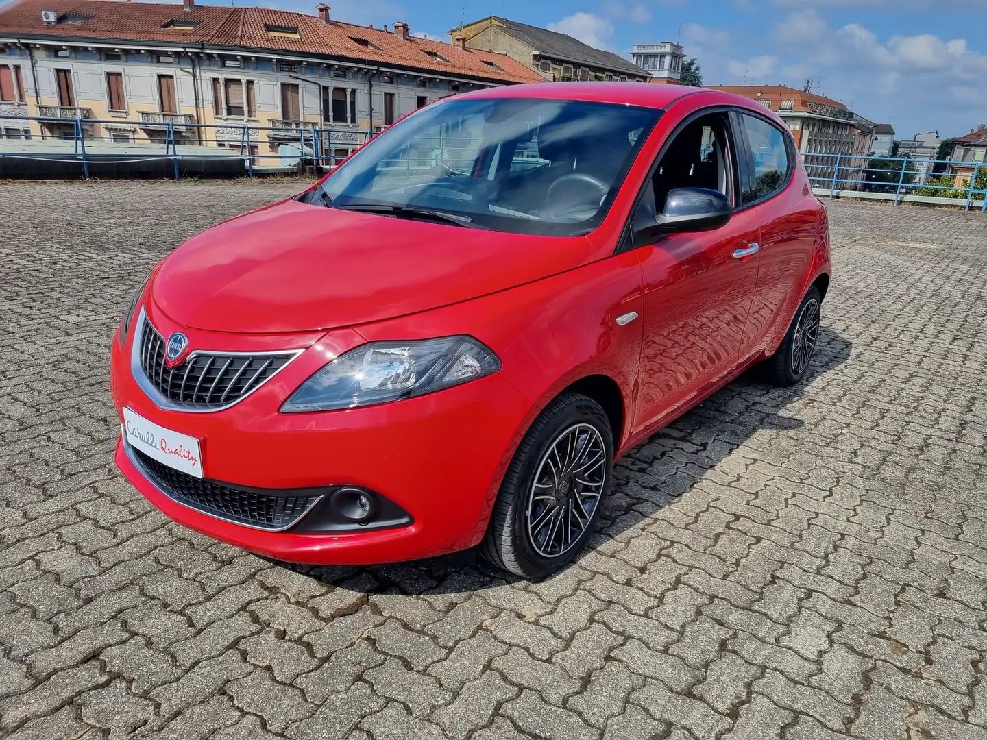 Lancia Ypsilon 1.0 FireFly 5 porte S&S Hybryd Gold Rosso - 2