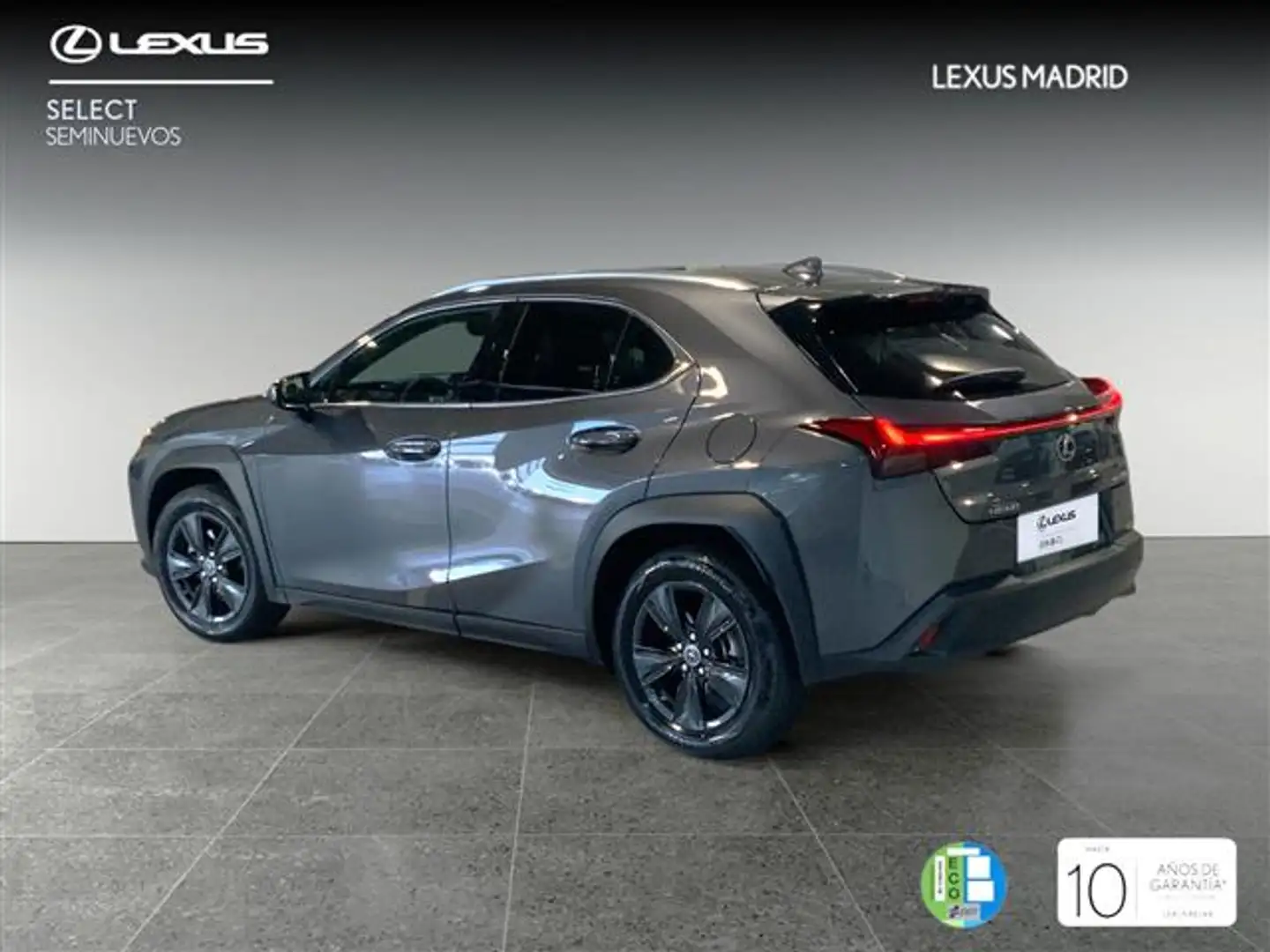 Lexus UX 250h Premium 2WD - 2