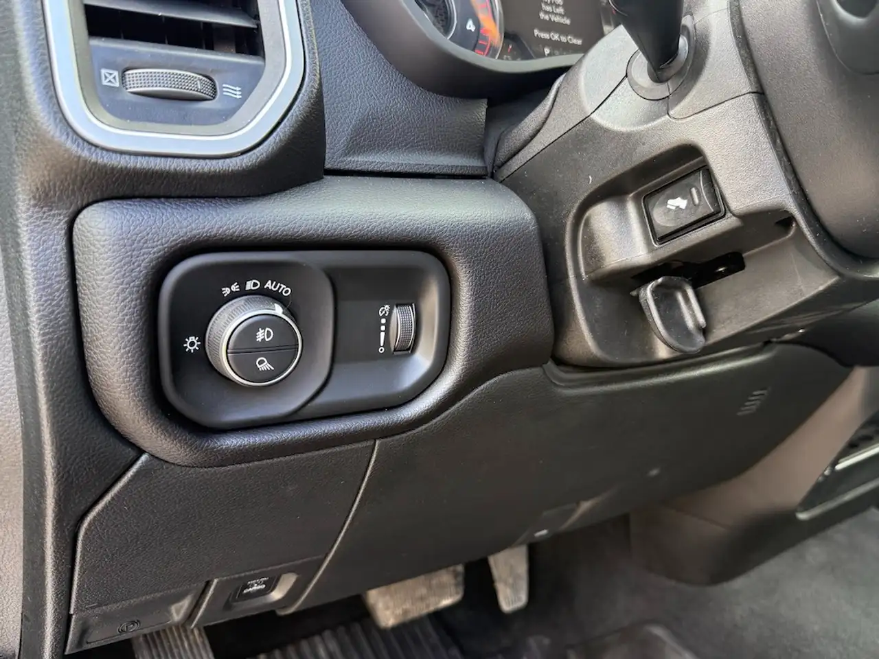 RAM 3500 снимка RAM 3500