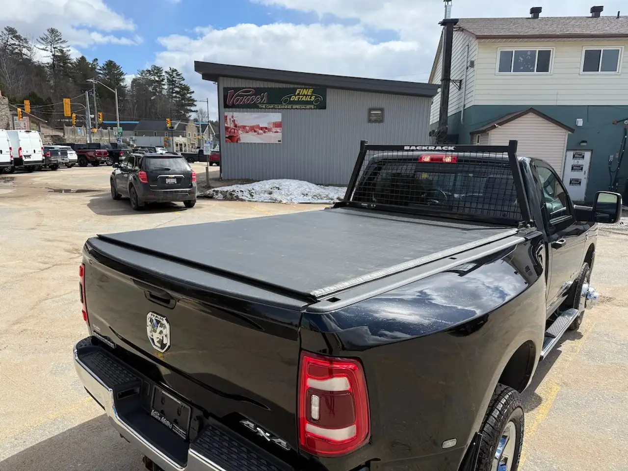 RAM 3500 снимка RAM 3500