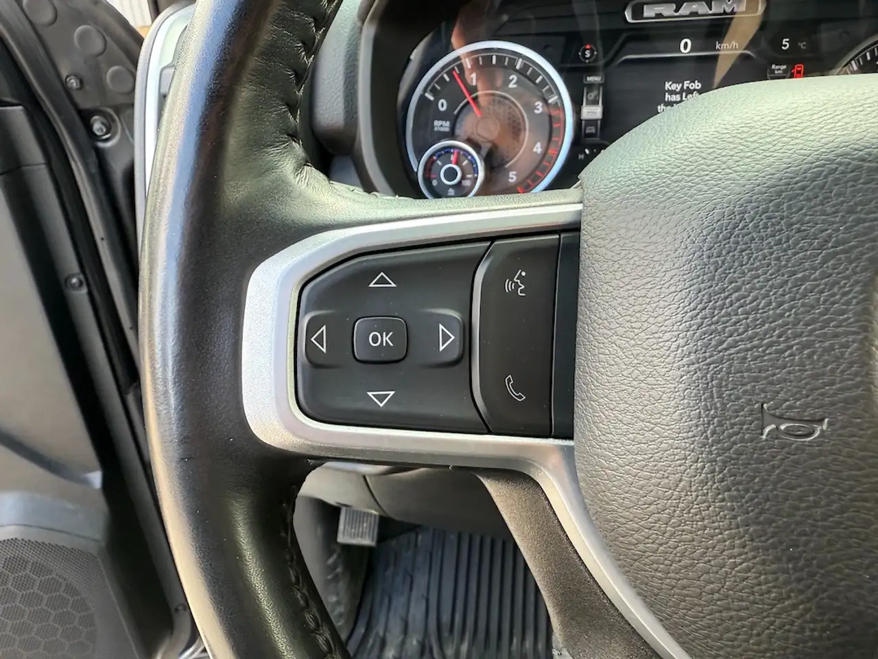 RAM 3500 снимка RAM 3500