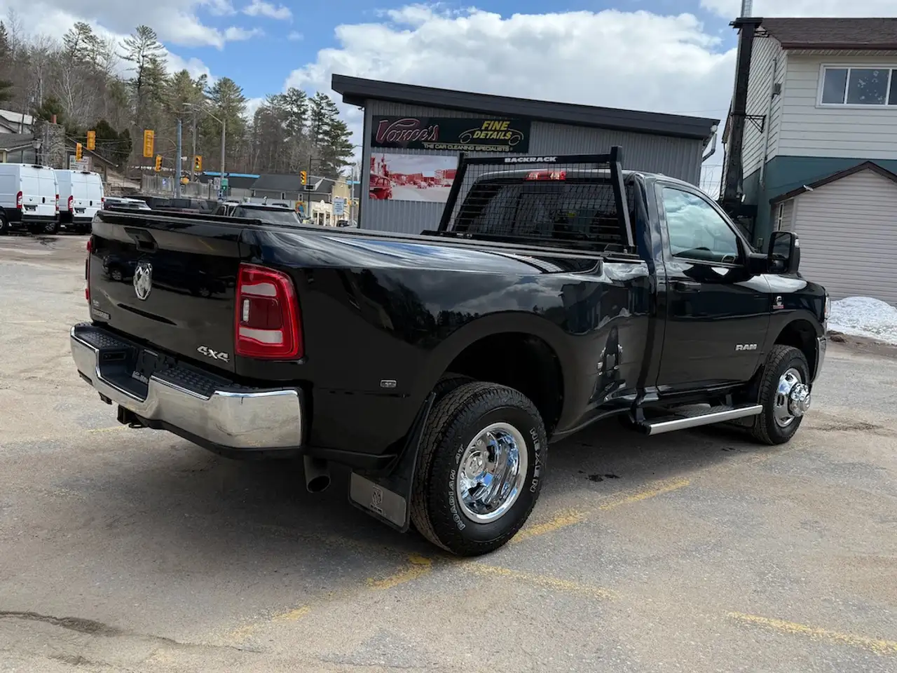 RAM 3500 снимка RAM 3500