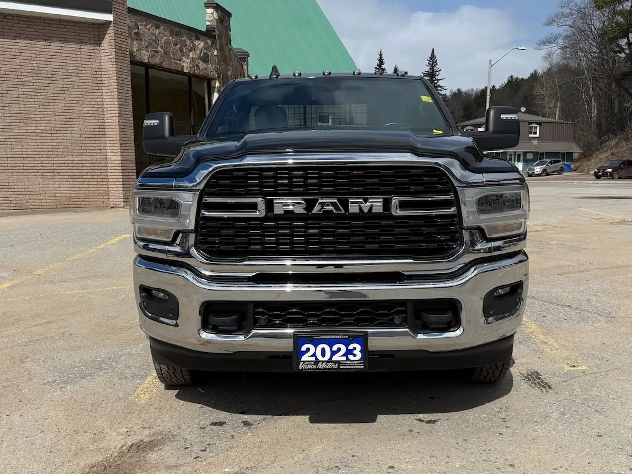 RAM 3500 снимка RAM 3500