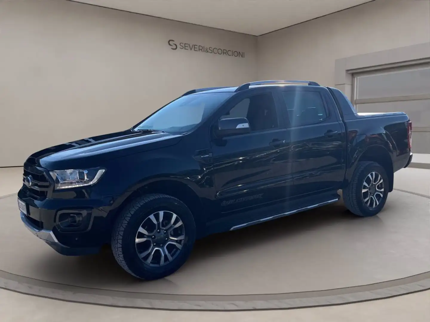 Ford Ranger 2.0 ecoblue double cab Wildtrak 213cv auto Zwart - 1