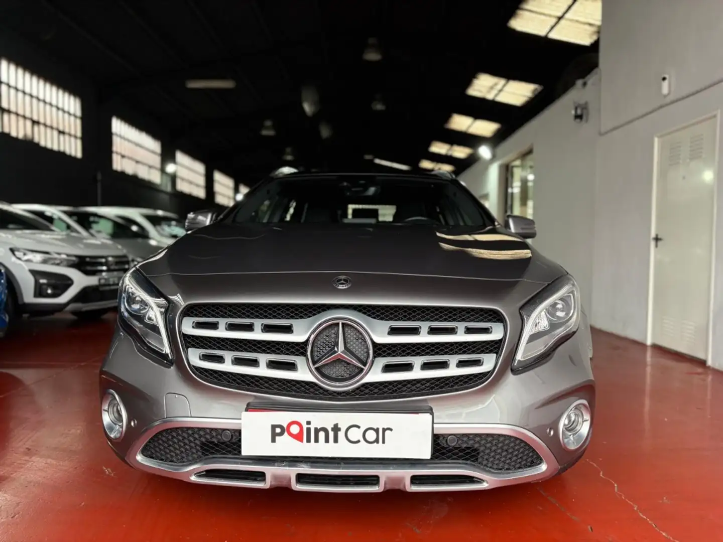 Mercedes-Benz GLA 200 200d 7G-DCT Gris - 2