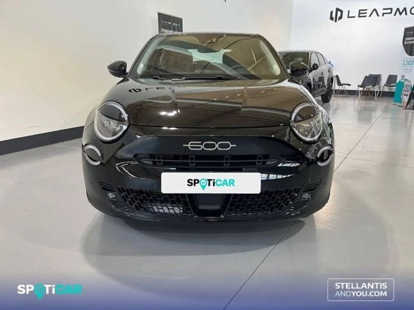 Fiat 600 MHEV 1.2 106kW (145CV) DDCT - Negro - 2