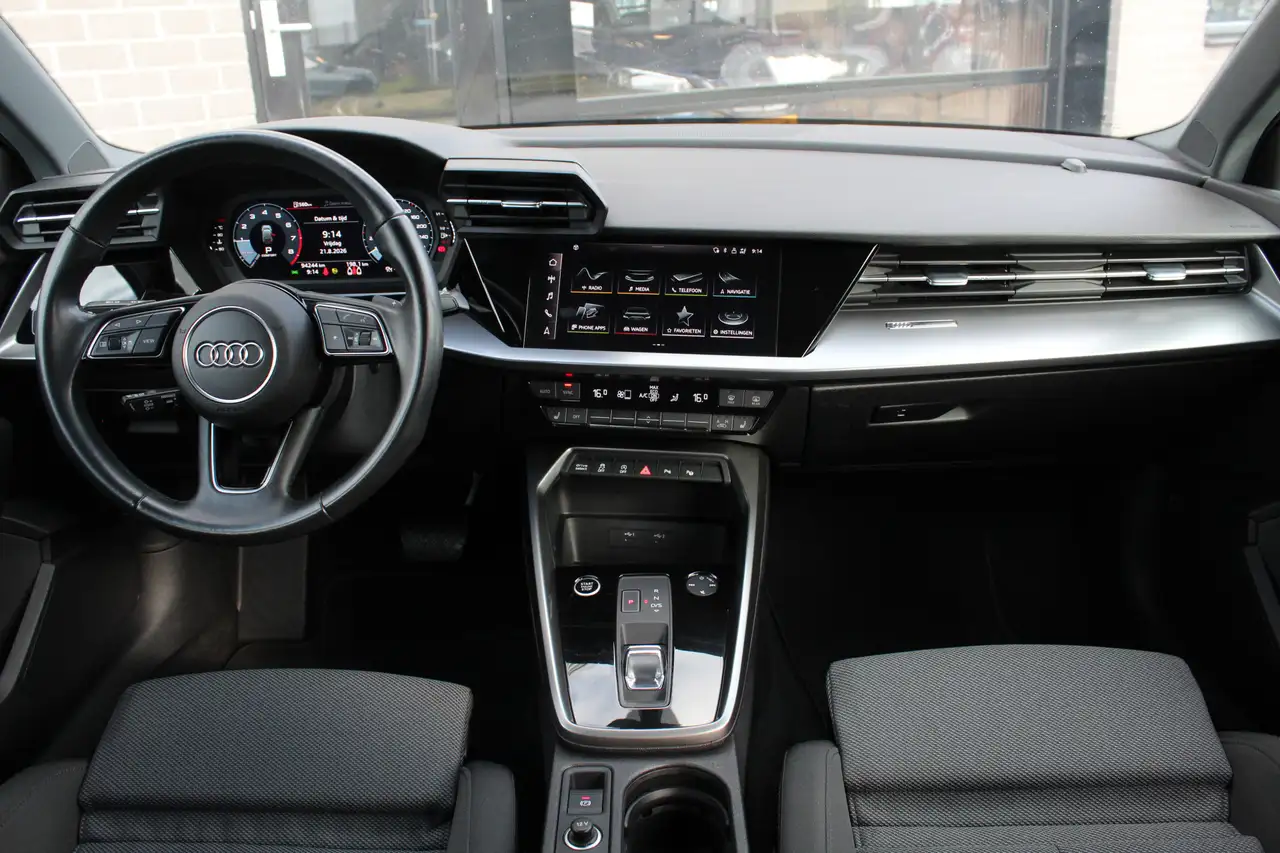 Audi A3 Sportback 35 TFSI Advanced edition / Carplay / Sto, миниатюра 2