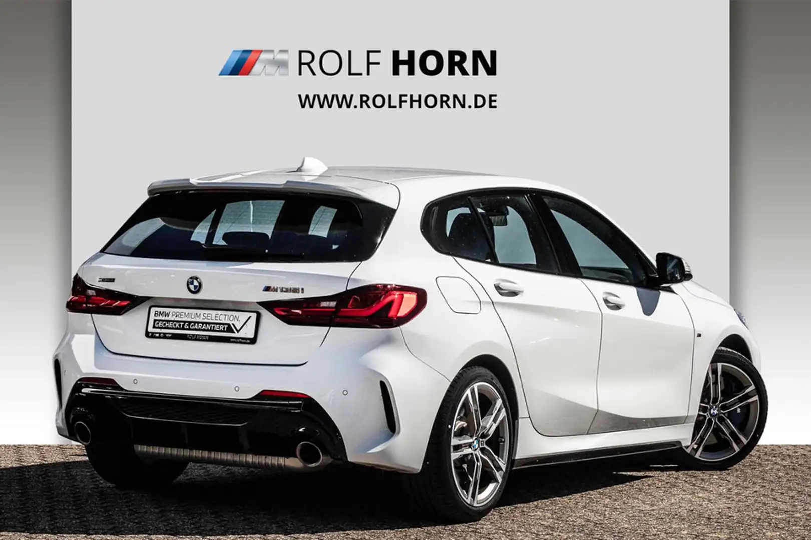 BMW 135 M135i xDrive HiFi Navi Lenkradhzg PDC LED Sitzhz Weiß - 2